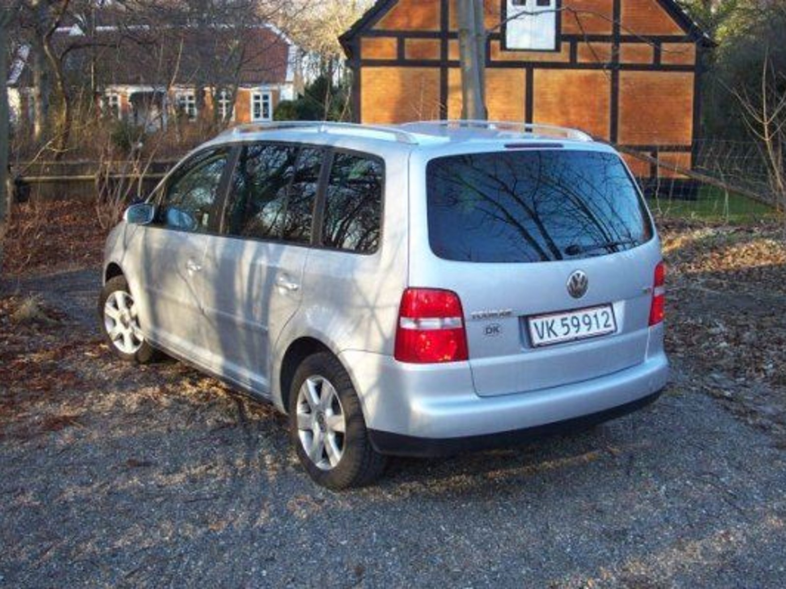 Vw Touran 1 9 Tdi 7 Pers VW Touran 2.0 TDI Highline 7-pers