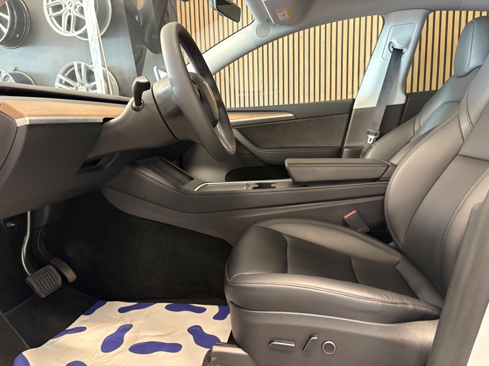 Tesla Model Y Long Range AWD, 514hp, 2023