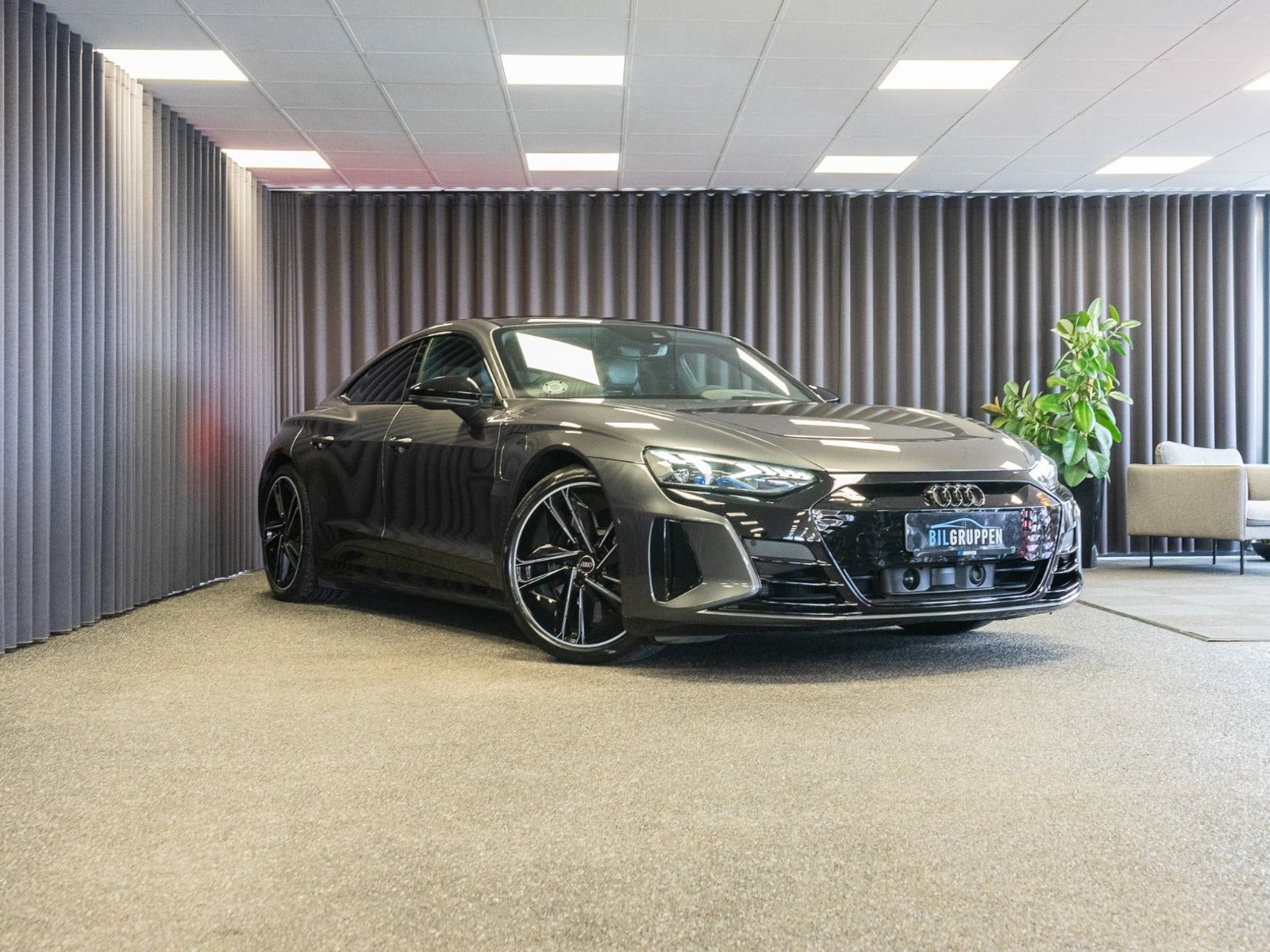 Audi RS e-tron GT Automatic, 598hp, 2022