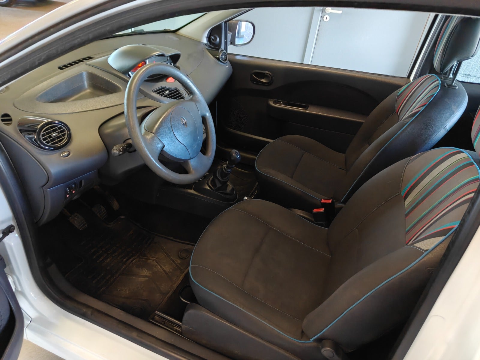 Renault Twingo 1.2 Manual, 5-trins, 75ps, 2011