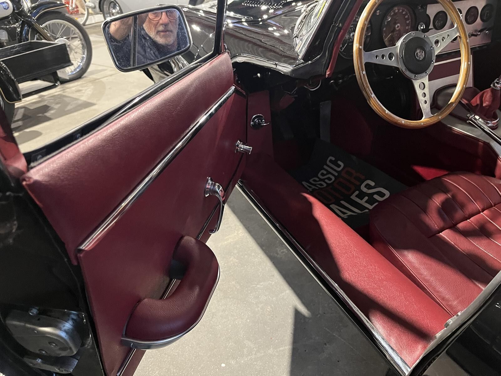 Jaguar E-Type 3.8 XK Manual, 4-trins, 269ps, 1964