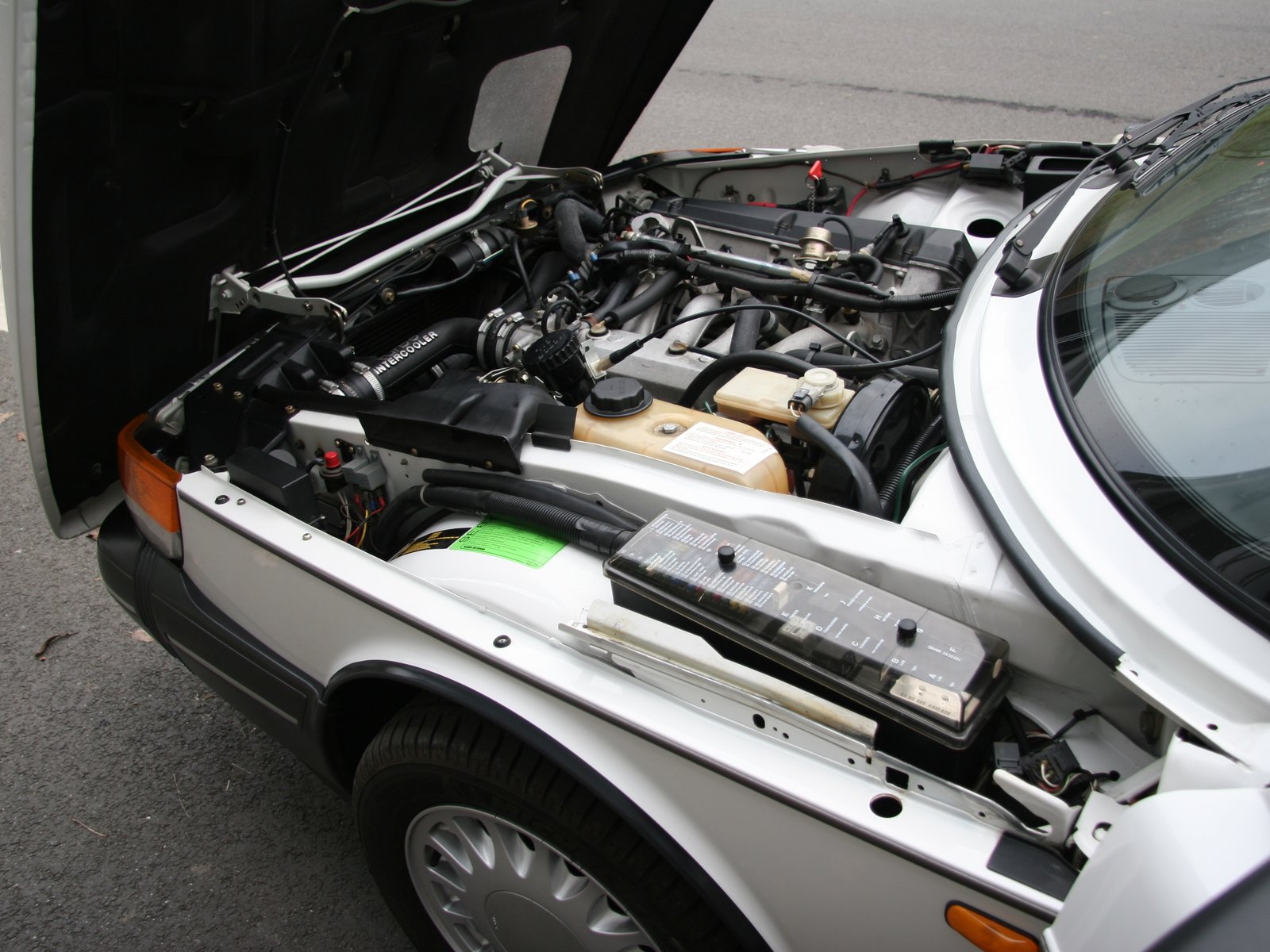 Saab 900 Convertible 2.0 Turbo Manuell, 5-trinn, 175hk, 1987