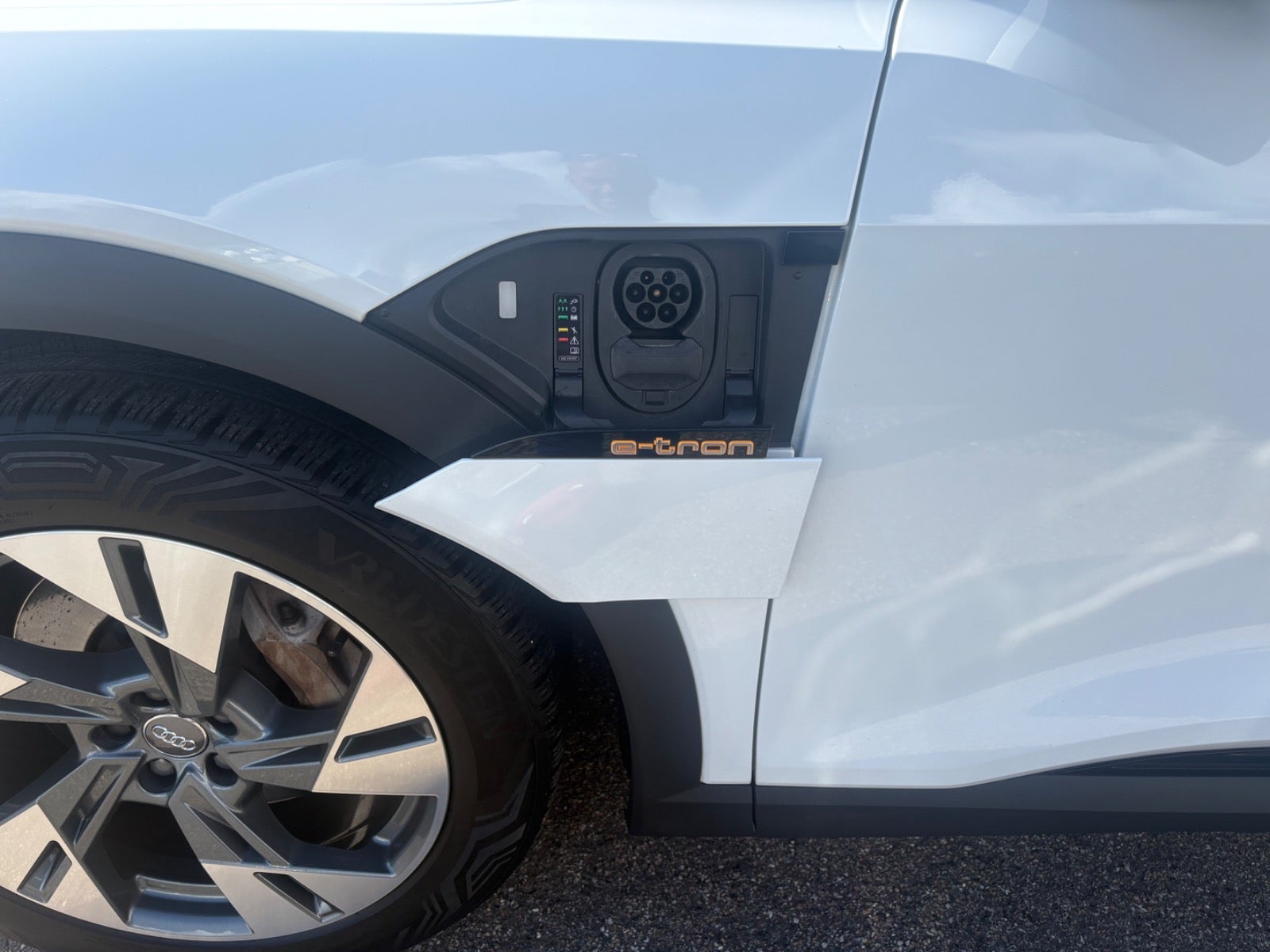 Audi e-tron 50 quattro, 313ps, 2020