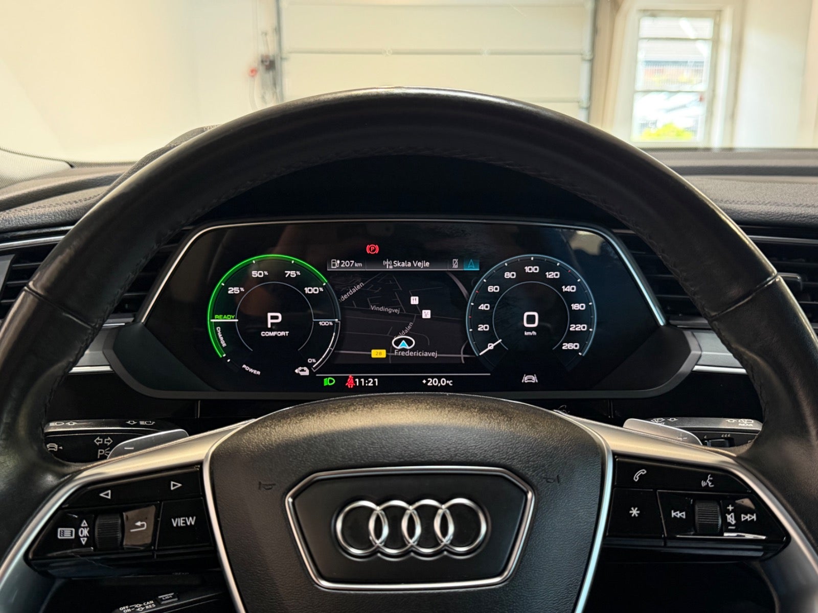 Audi e-tron 50 quattro, 313ps, 2021