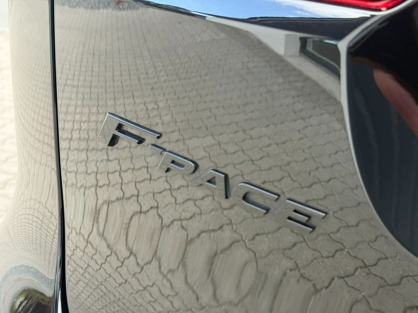 Jaguar F-Pace P400e PHEV Automatic, 404hp, 2022
