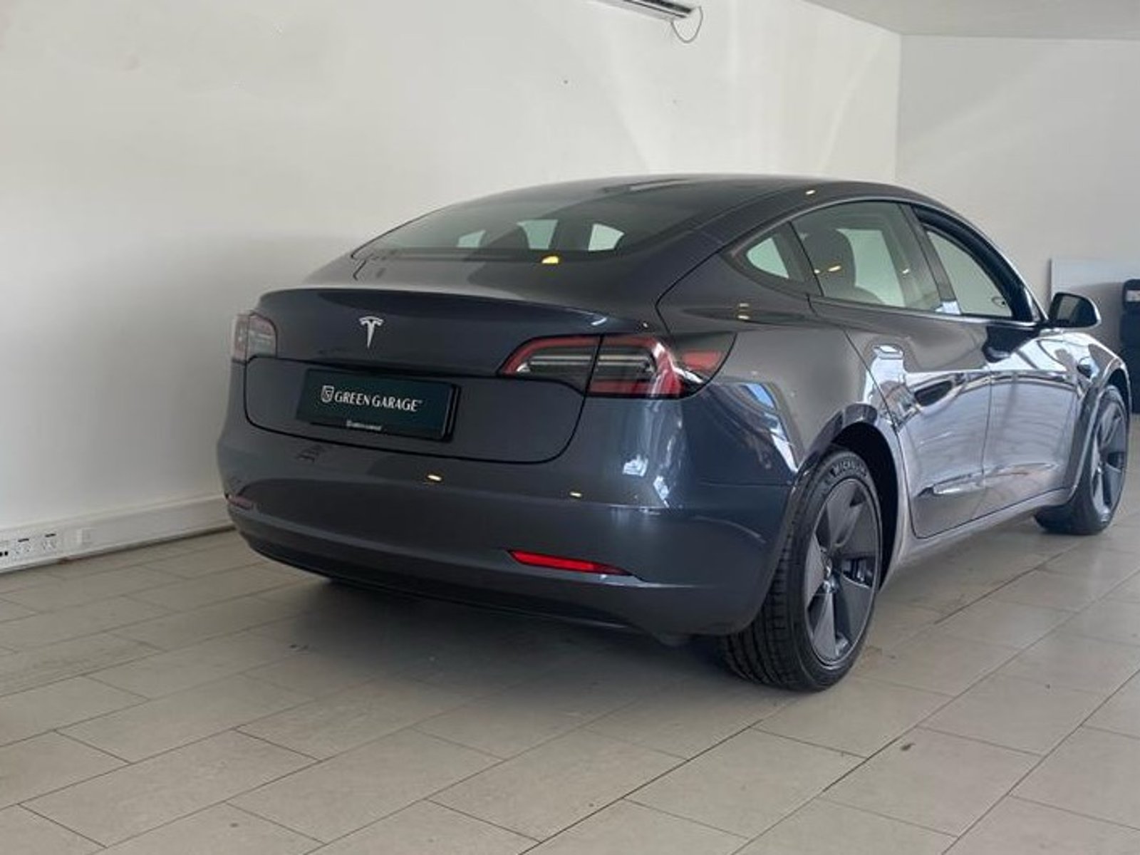 Tesla Model 3 Standard Range, 283ps, 2023