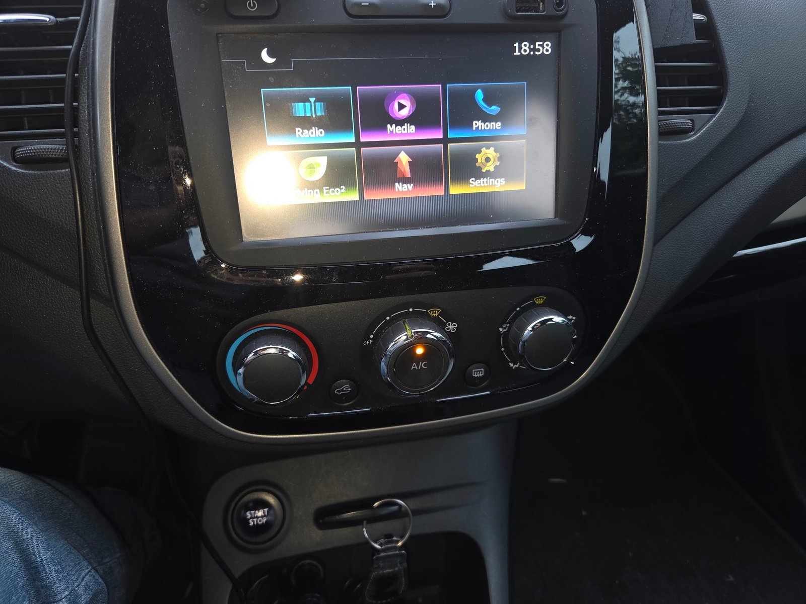 Renault Captur 1.5 dCi Manual, 5-trins, 90ps, 2016