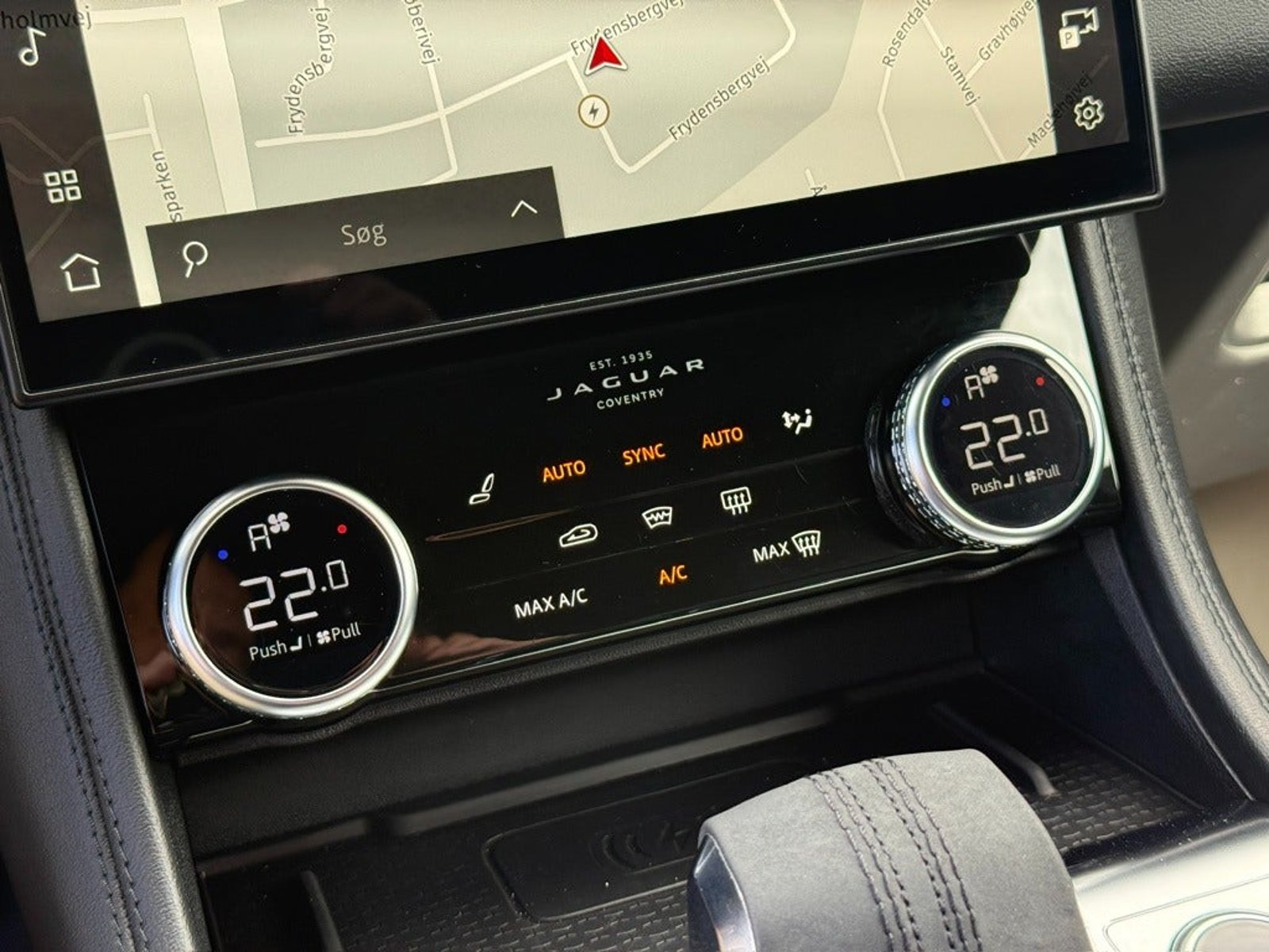 Jaguar F-Pace P400e PHEV Automatic, 404hp, 2022