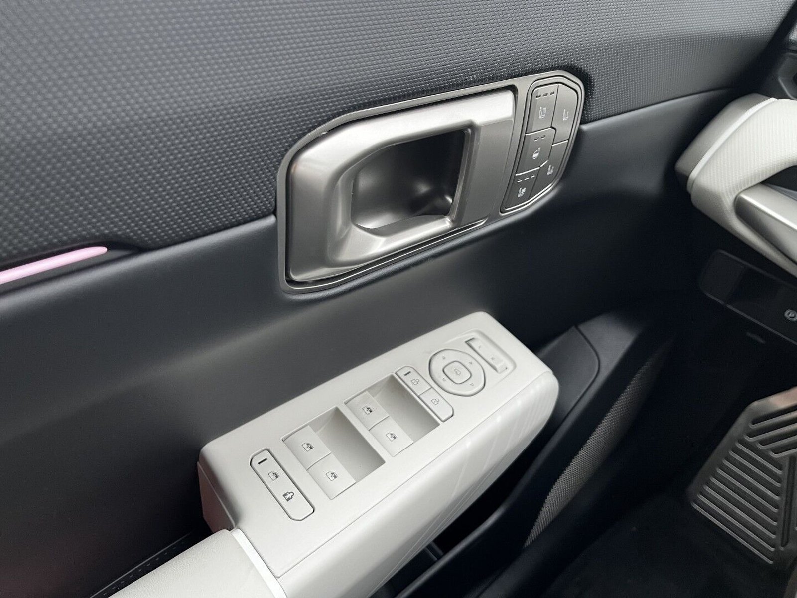 Kia EV4 Long Range Fastback, 204ps, 2026