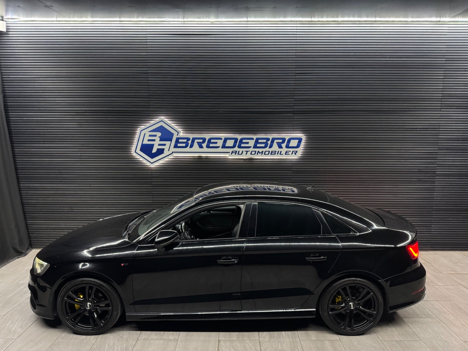 Audi A3 Sedan 2.0 TDI Manual, 6-trins, 150ps, 2014