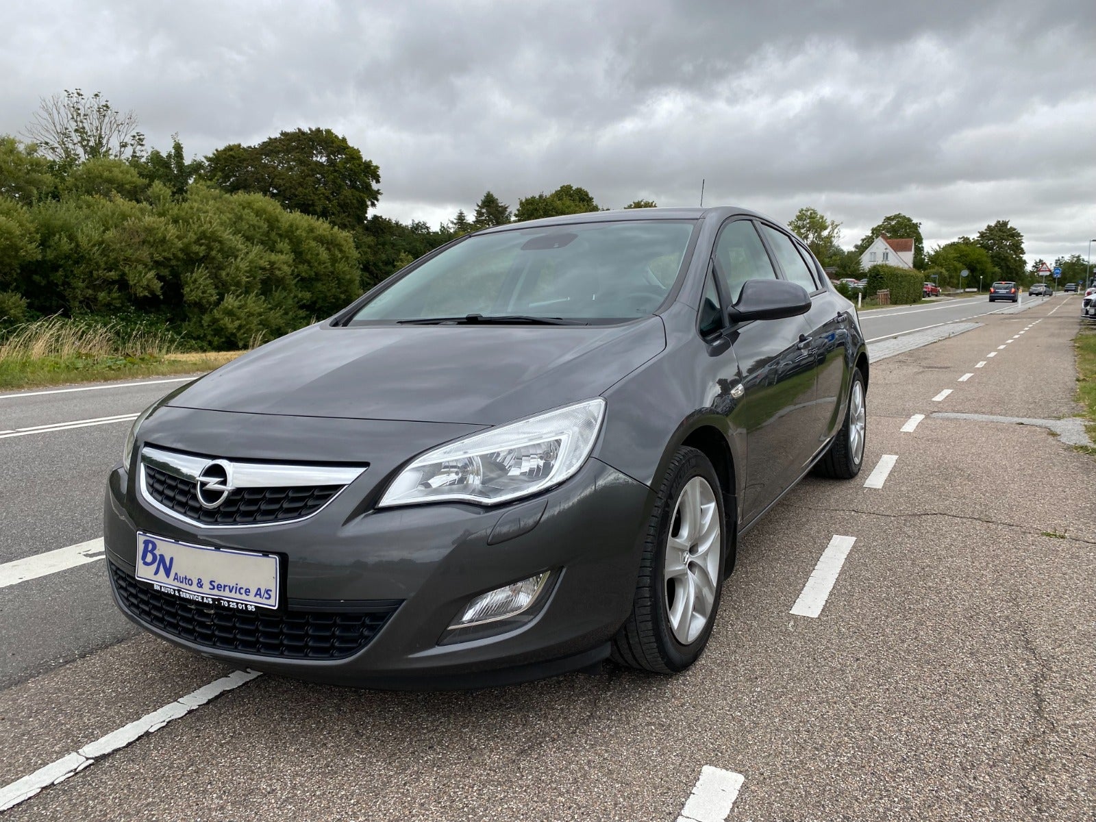 Opel Astra 1.6  Manuell, 5-trinn, 115hk, 2011