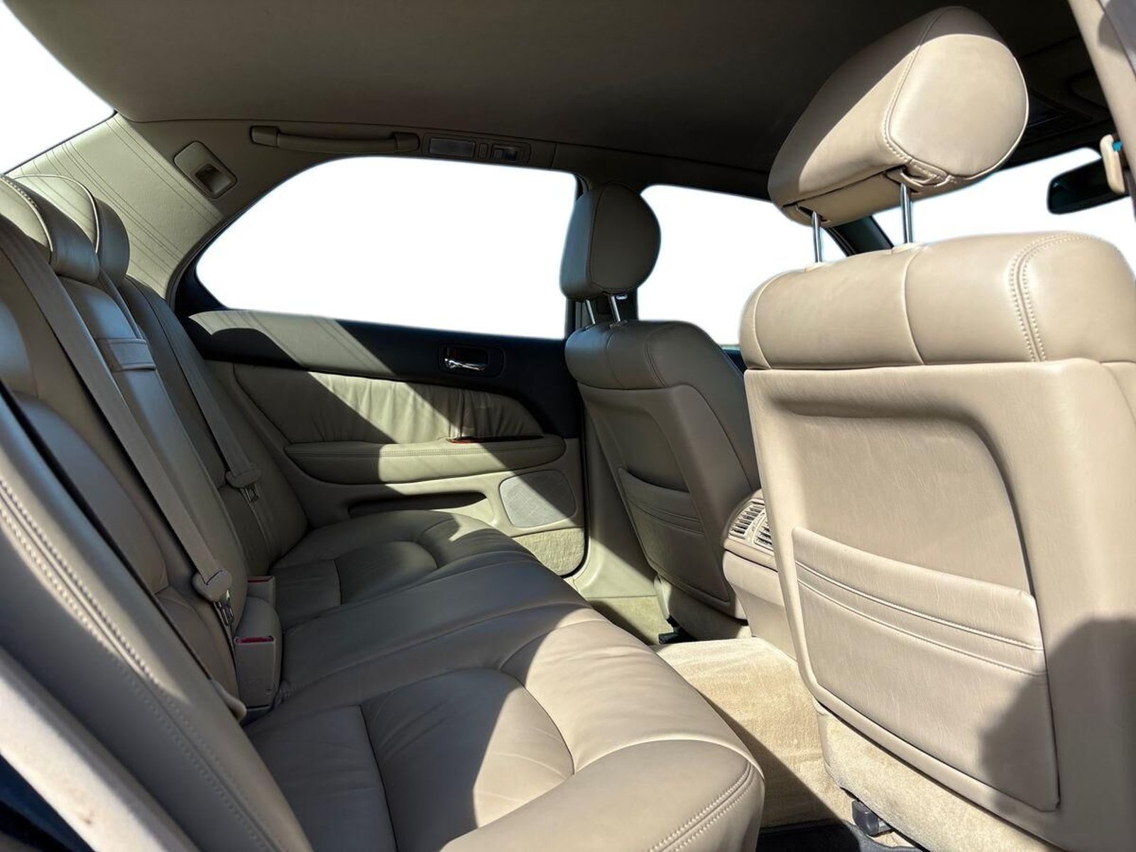 Lexus LS 400 4.0 V8 Automatic, 294hp, 1998