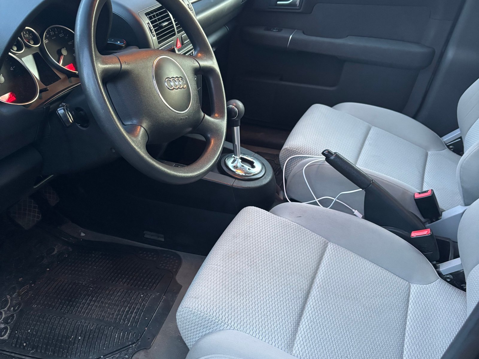 Audi A2 1.2 TDI  Semi-Automatic, 61hp, 2003