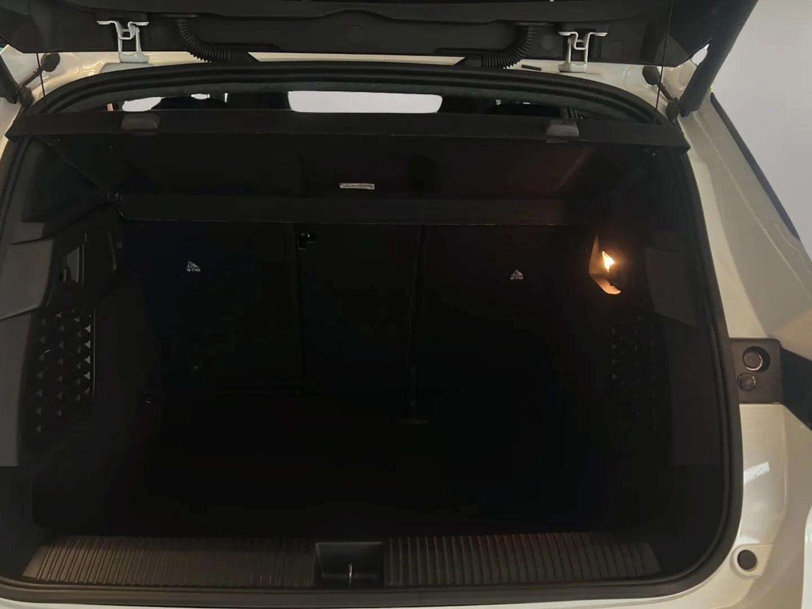 Renault Scenic E-Tech High Range 87 kWh, 218hp, 2025