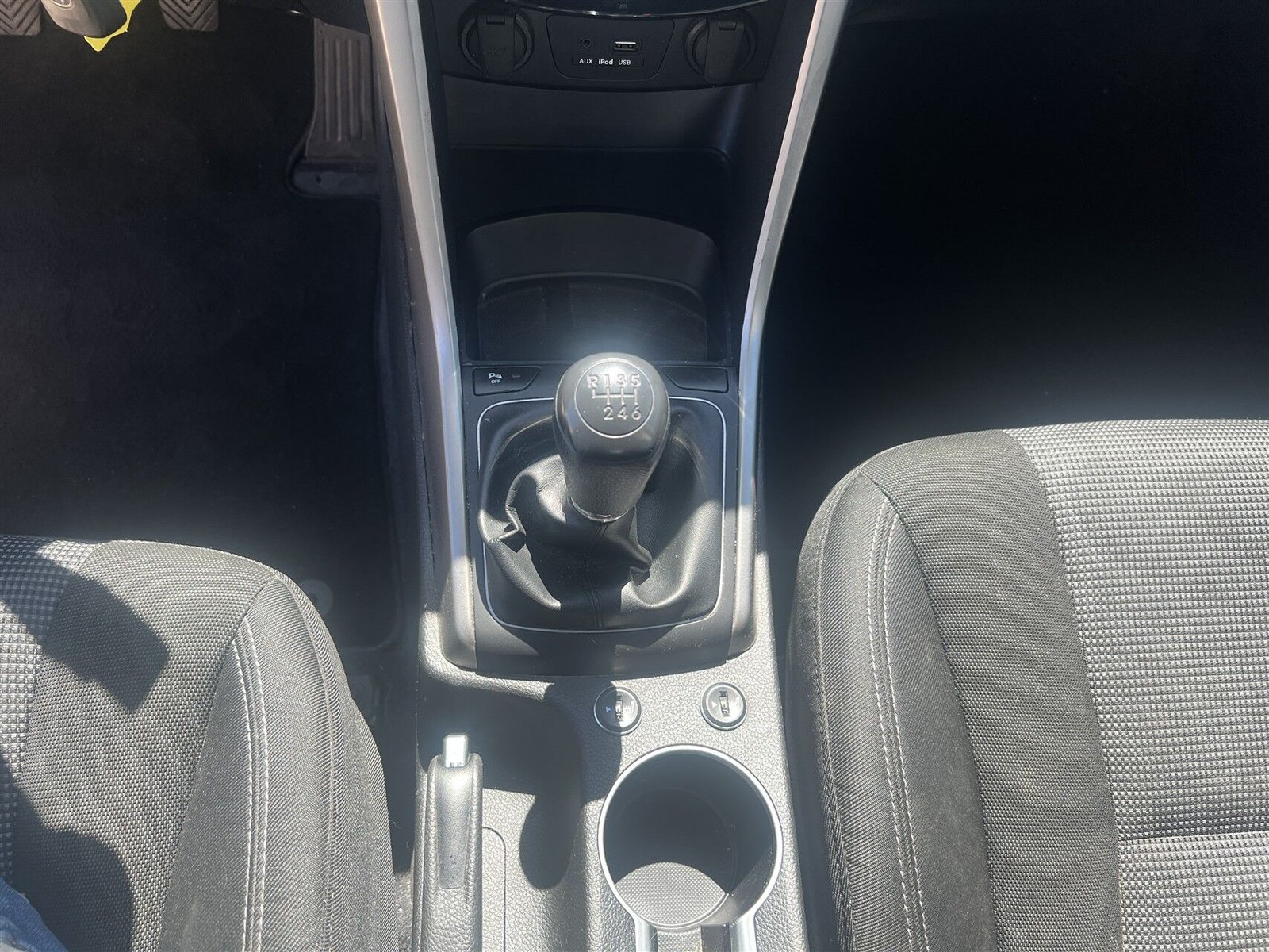 Hyundai i30 Kombi 1.6 CRDi Manual, 6-trins, 110ps, 2016