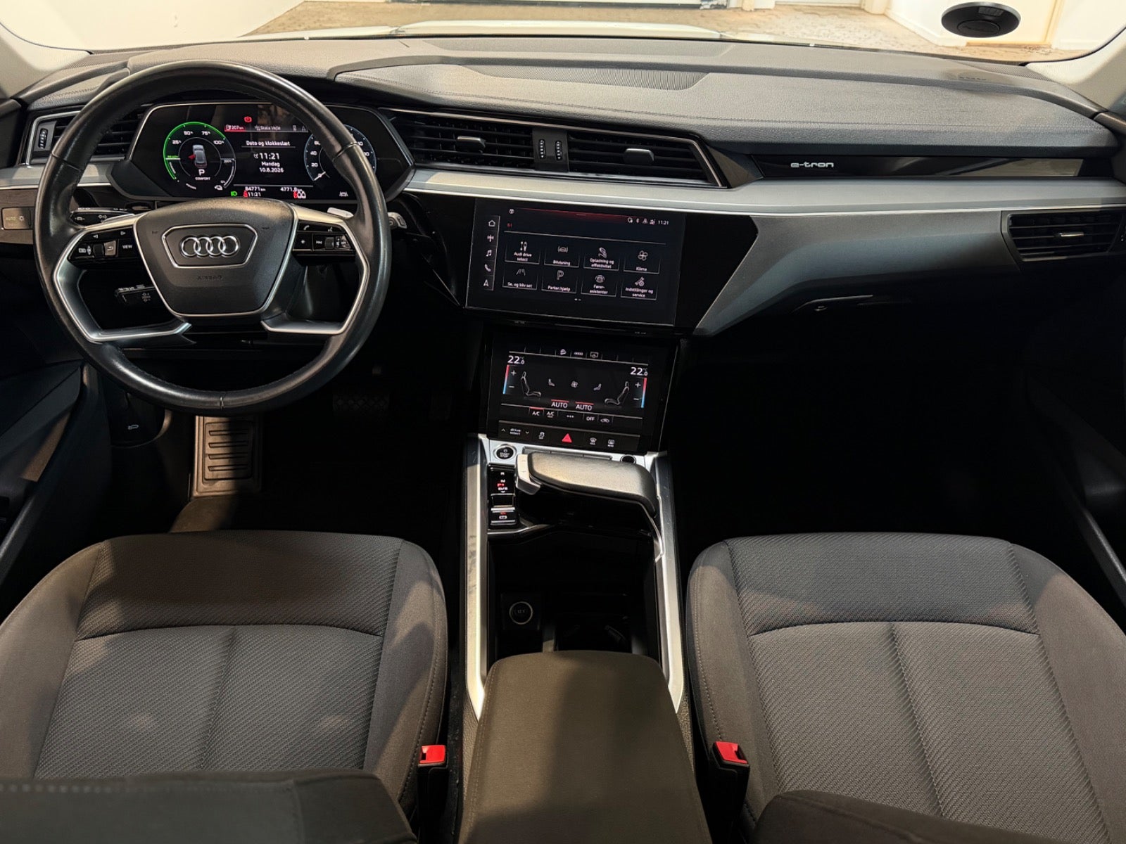 Audi e-tron 50 quattro, 313ps, 2021
