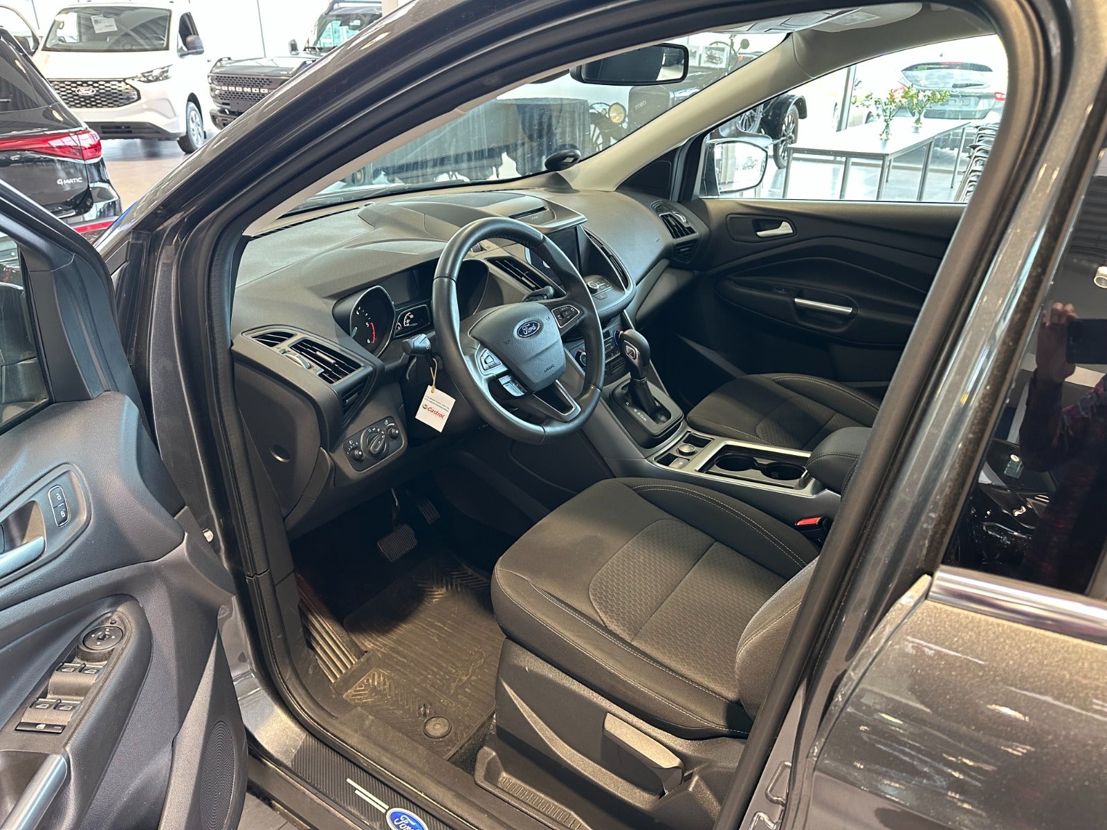 Ford Kuga 2.0 TDCi Powershift 6, 6-trins, 120ps, 2019