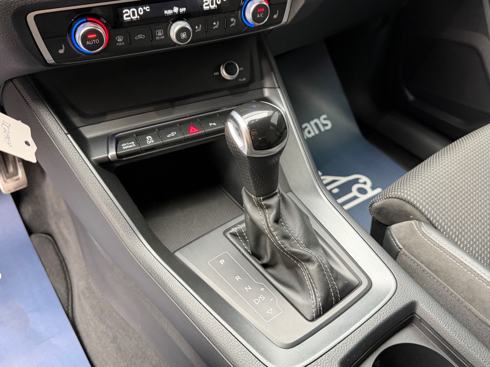 Audi Q3 45 TFSI e S Tronic, 245hp, 2021