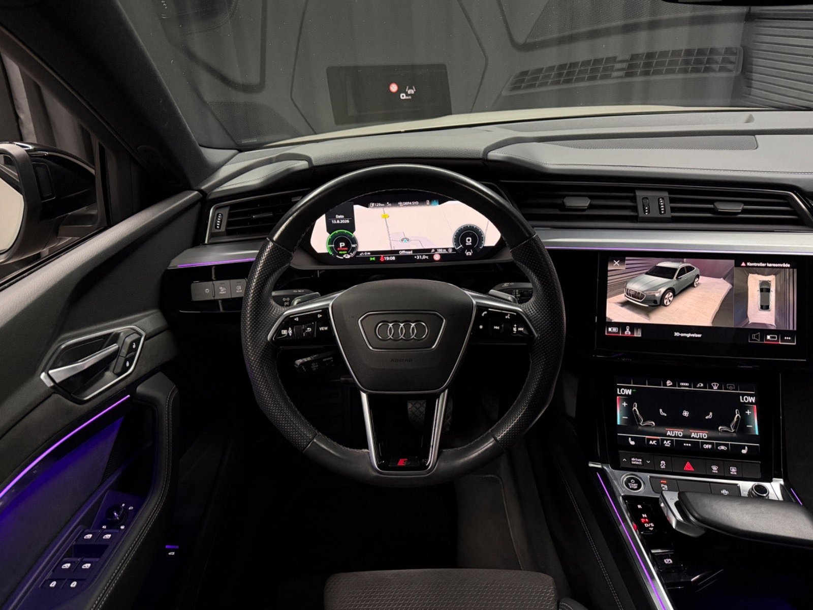 Audi e-tron 50 quattro, 313ps, 2021