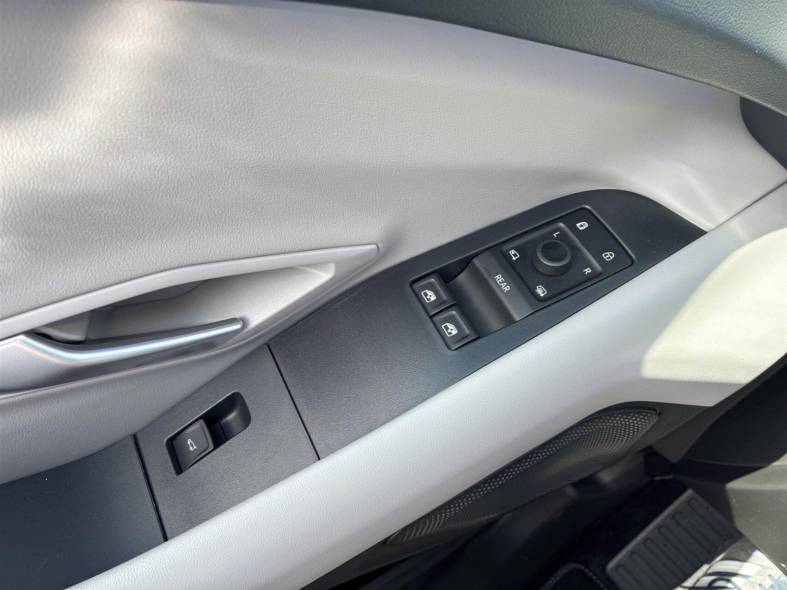 Ford Explorer EV Extended Range RWD 77 kWh, 286hp, 2026
