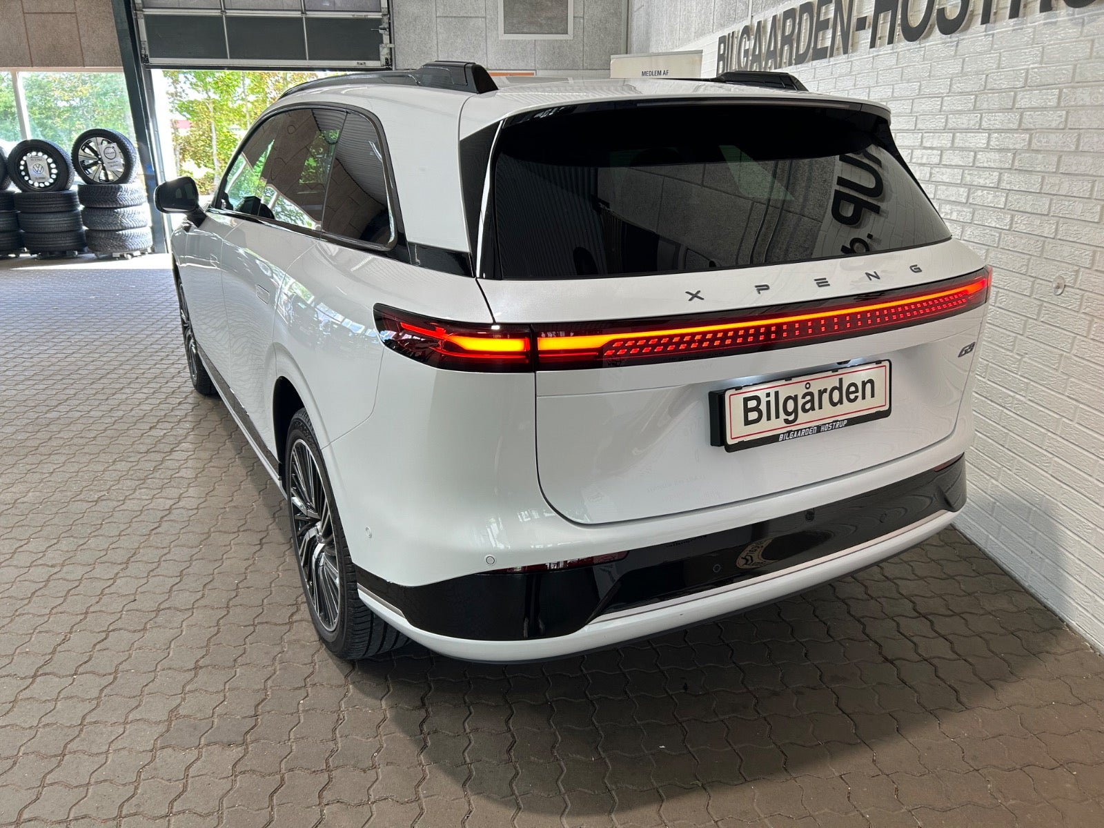 XPENG G9 Standard Range, 351ps, 2026