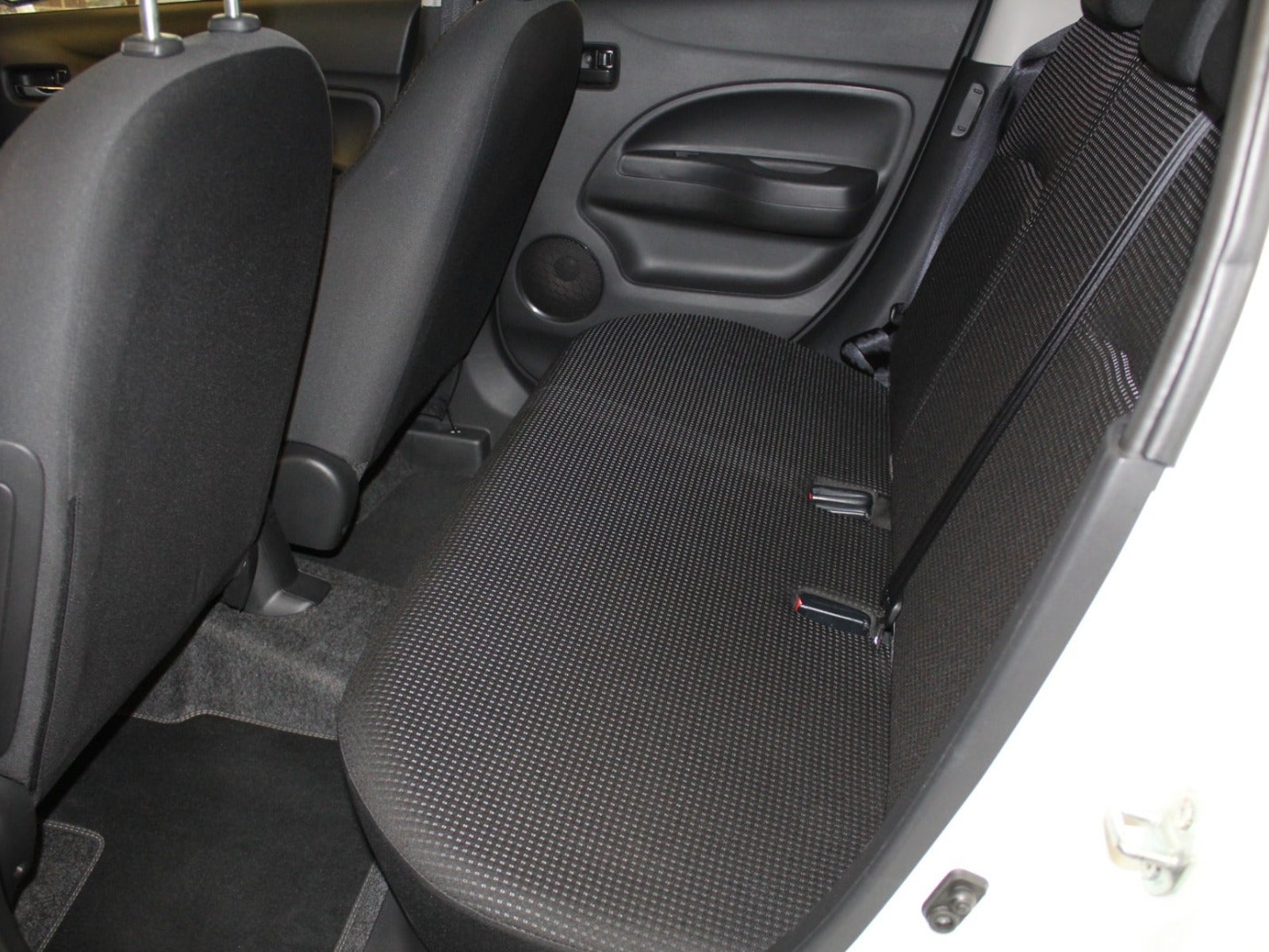 Mitsubishi Space Star 1.2 MIVEC ClearTec Manual, 5-trins, 80ps, 2015