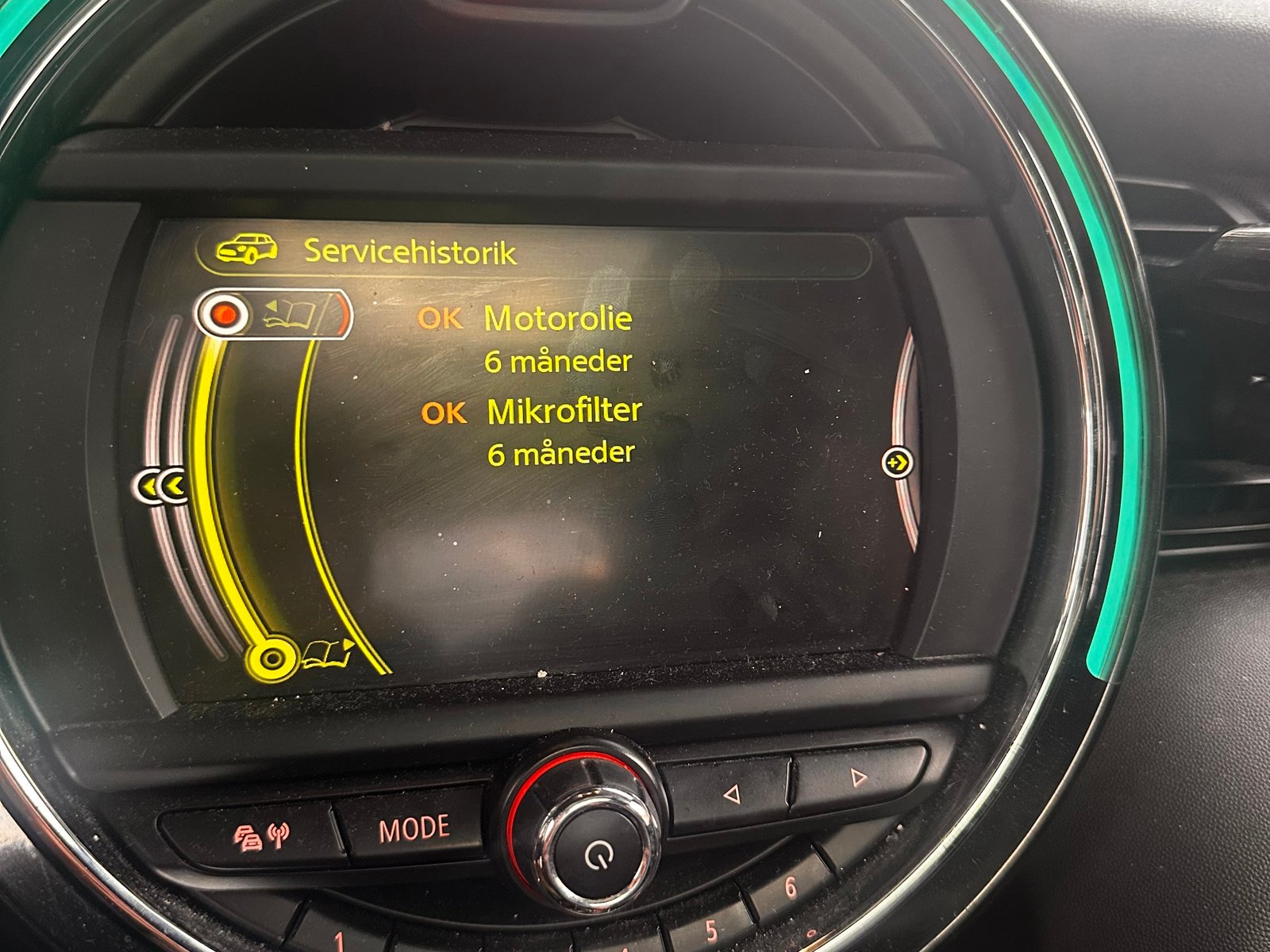 MINI Cooper S 5-door Automatic, 6-trins, 192ps, 2016