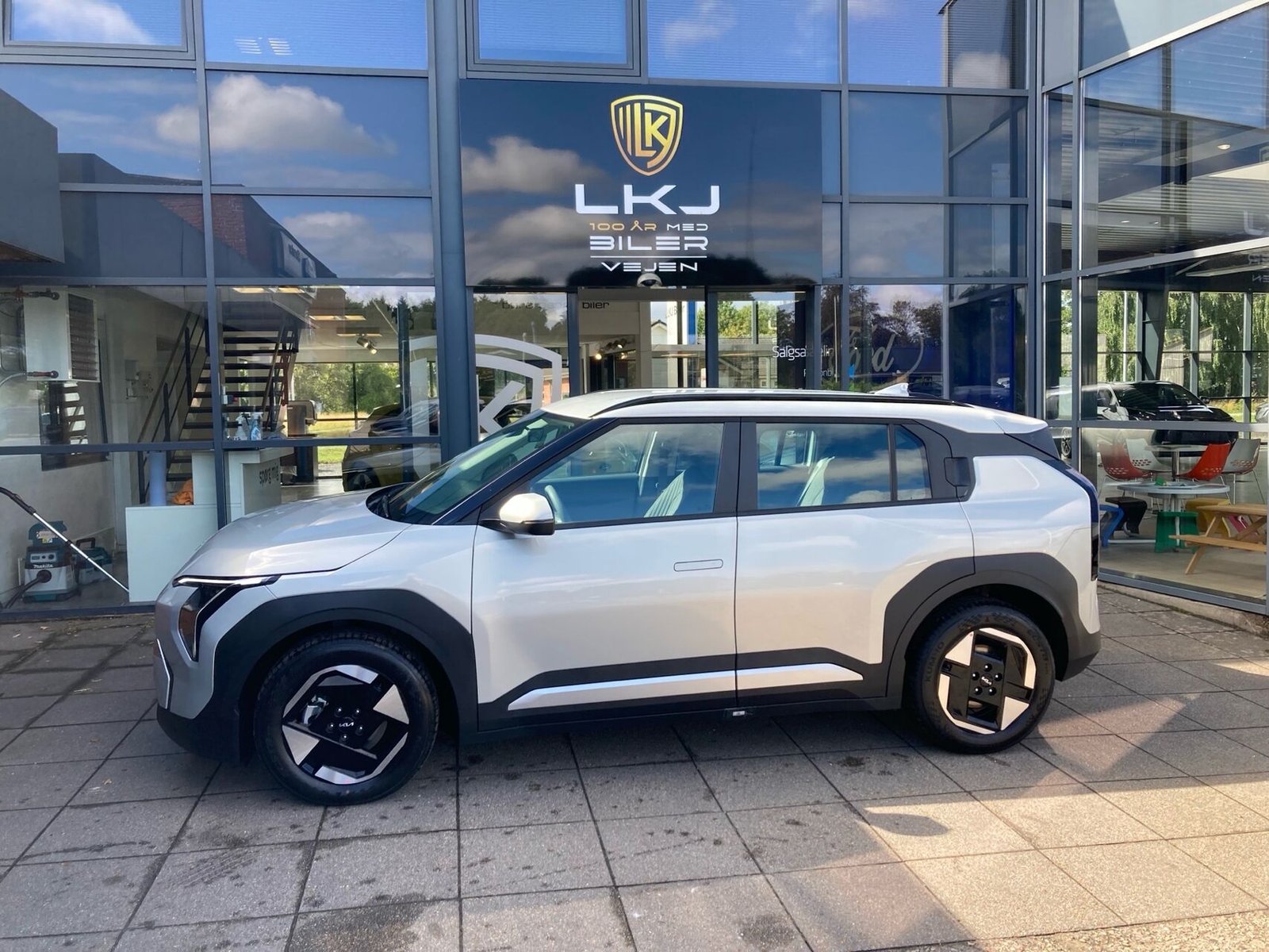 Kia EV3 Standard Range, 204ps, 2027