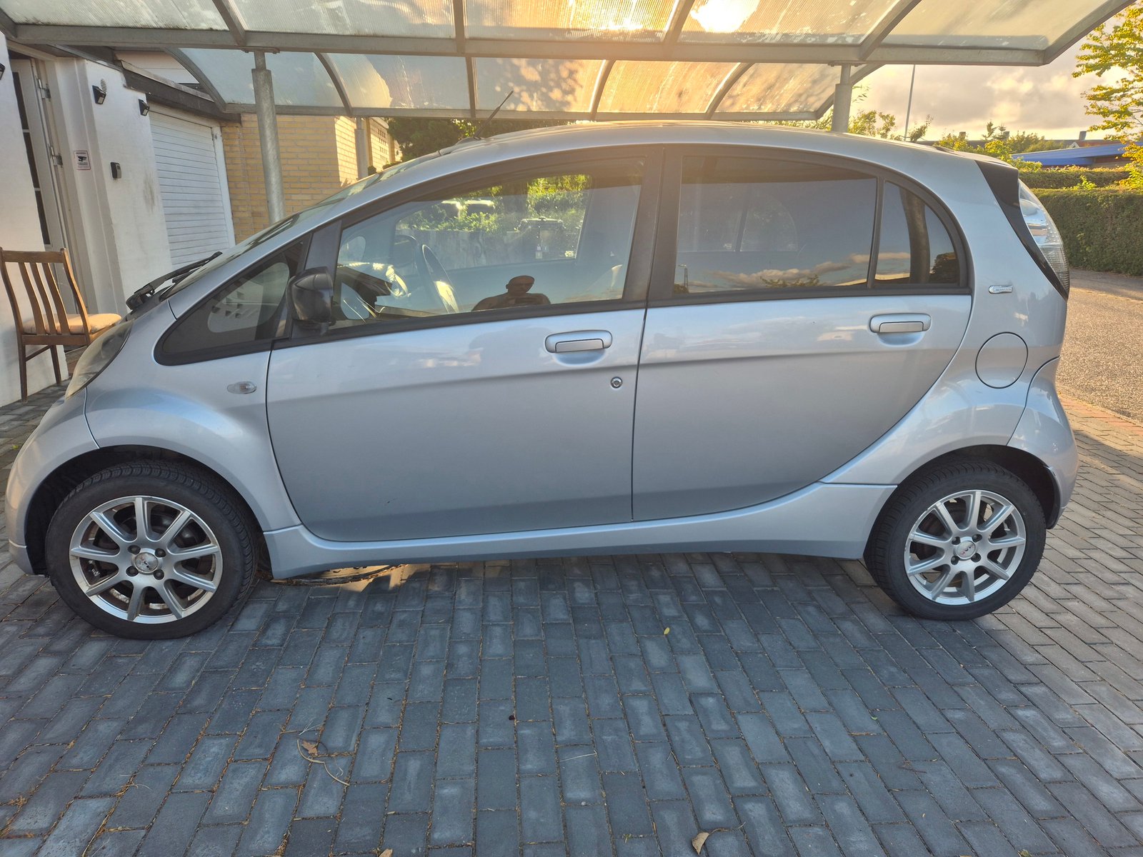 Citroën C-Zero 16 kWh, 67ps, 2012