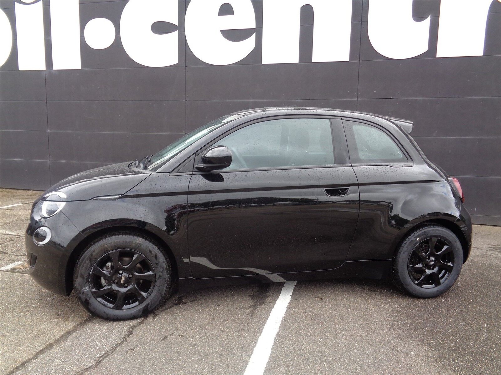 Fiat 500e 23.7 kWh, 95ps, 2022
