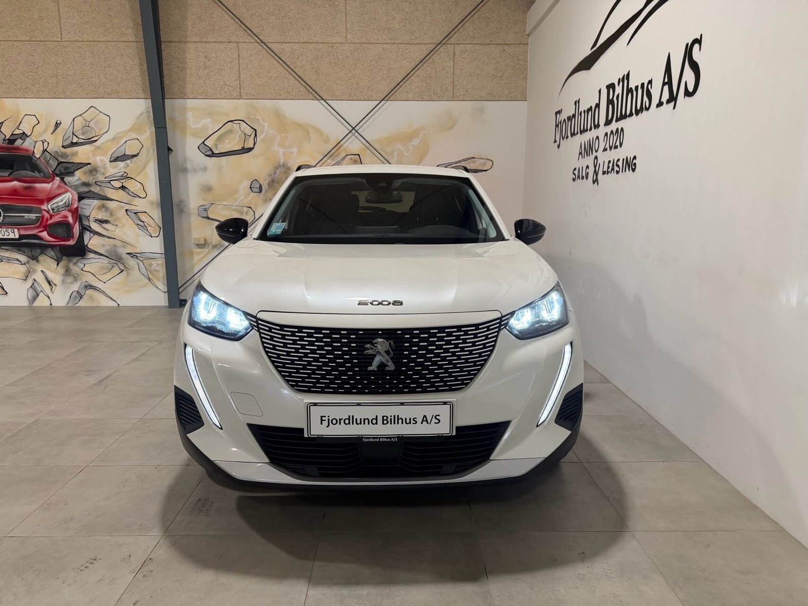 Peugeot e-2008, 136ps, 2022
