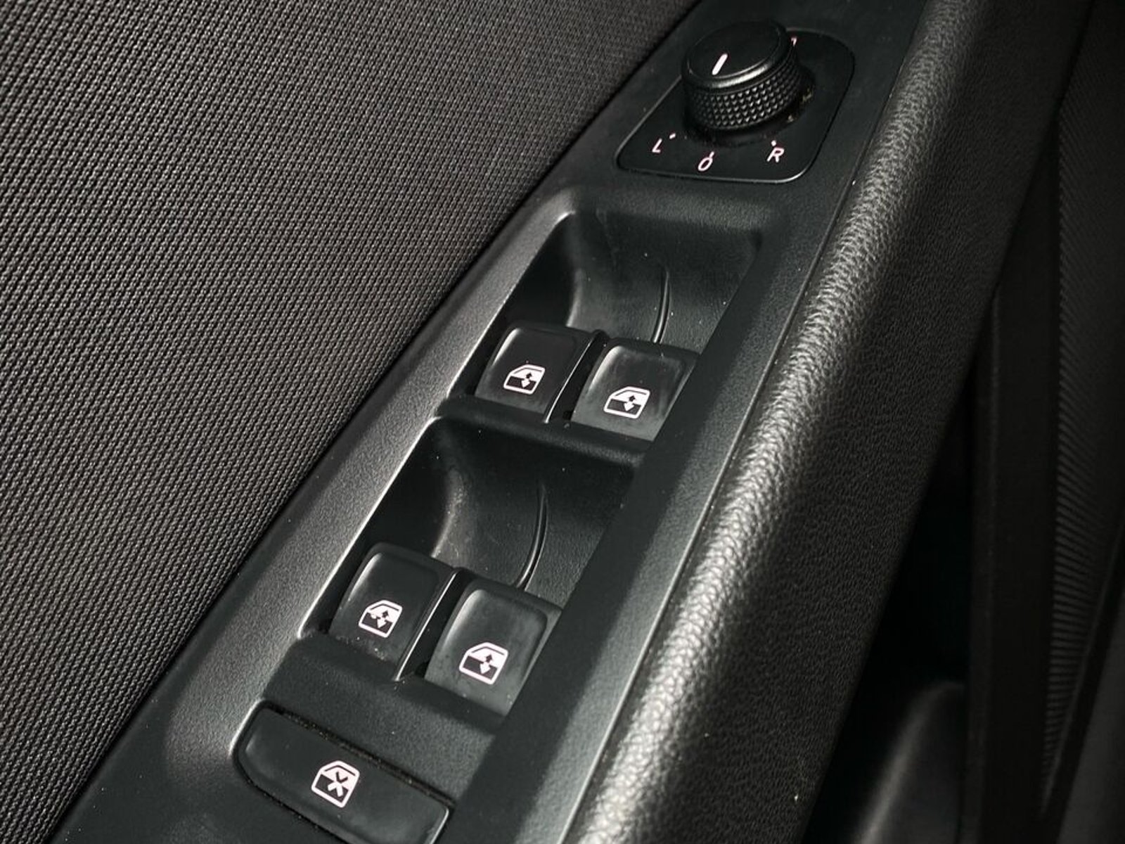 SEAT León 1.6 TDI DSG Sequential, 110hp, 2016