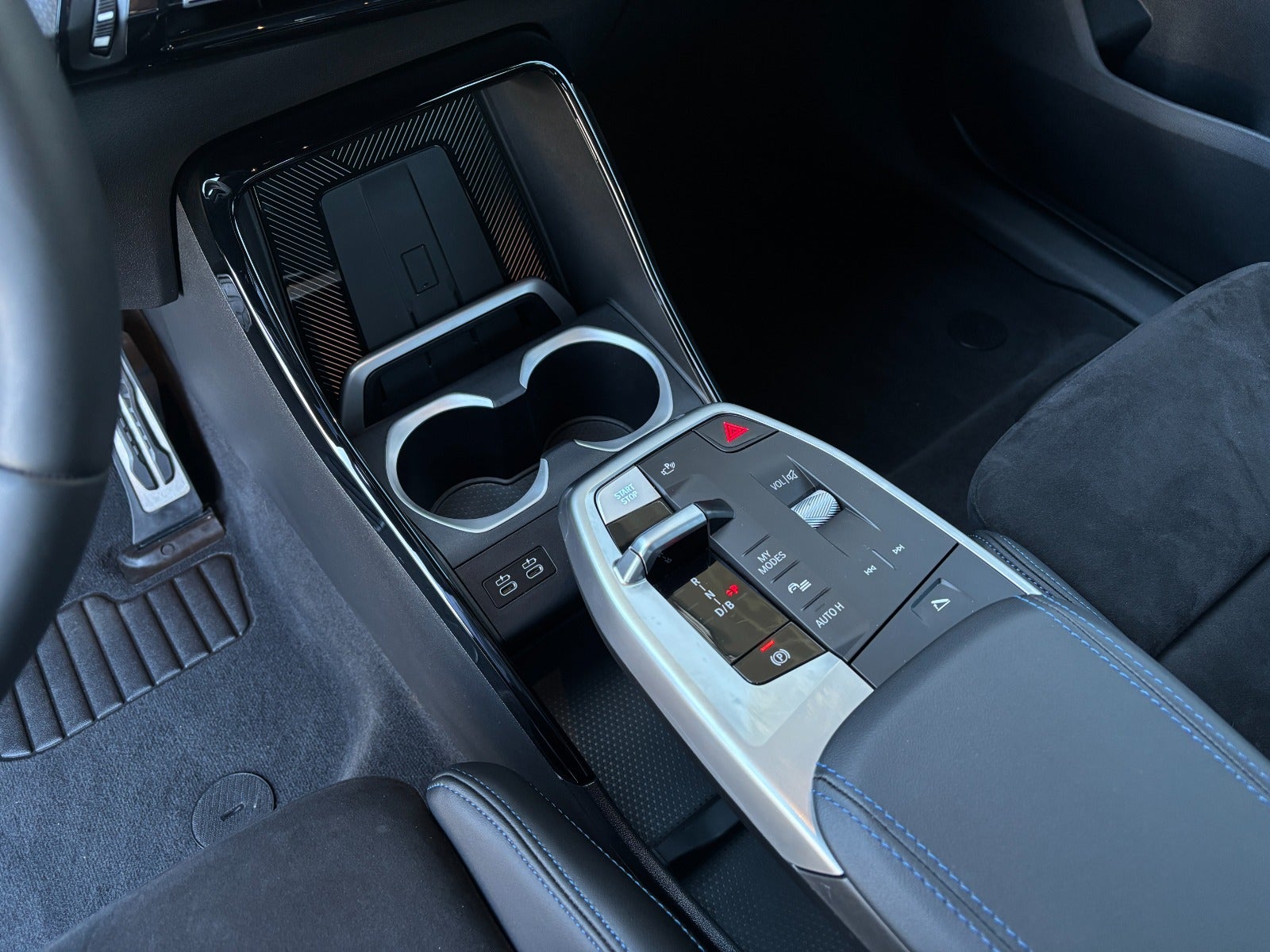 BMW iX2 eDrive20, 204ps, 2026