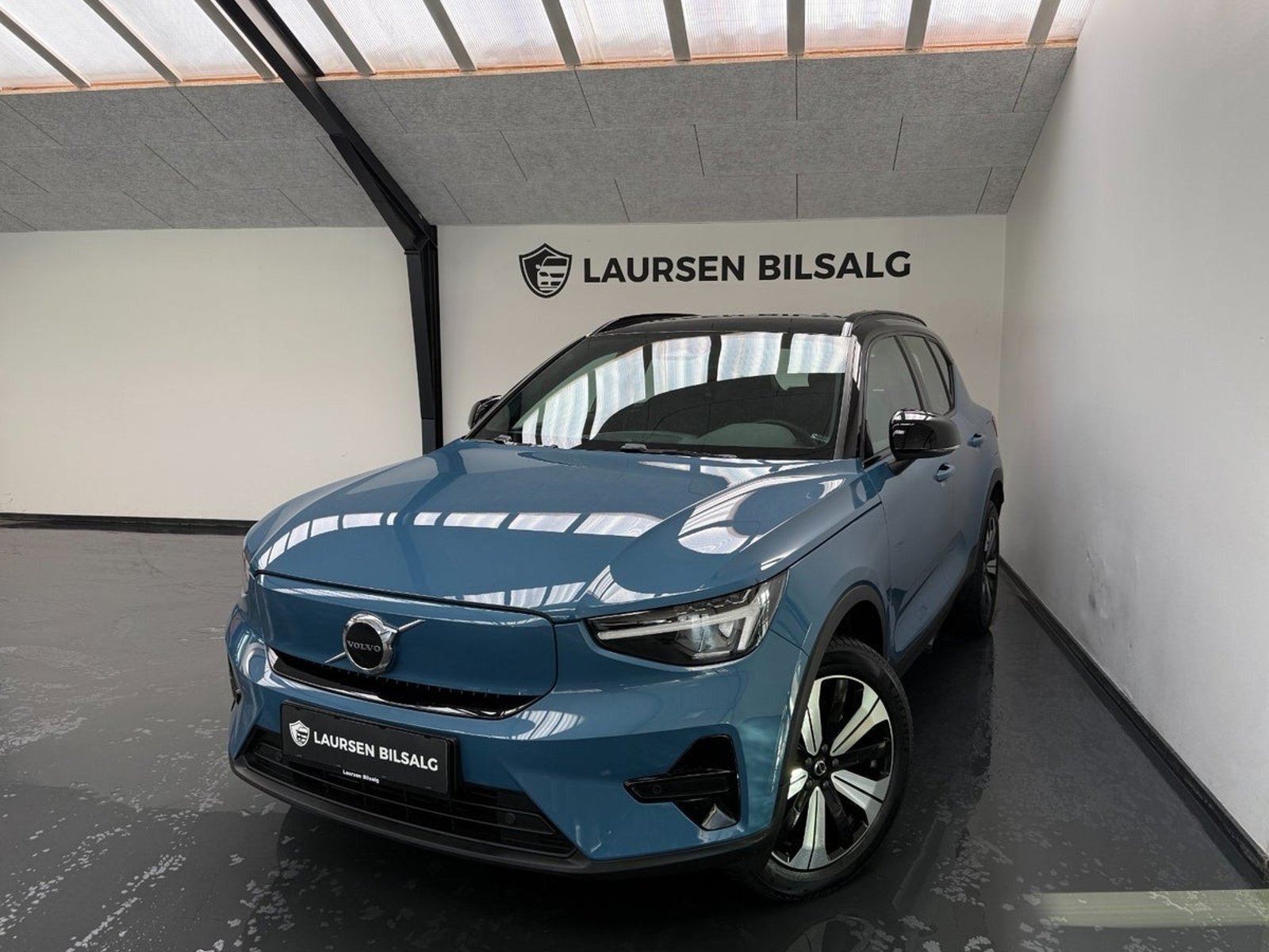 Volvo XC40 Recharge, 231ps, 2023