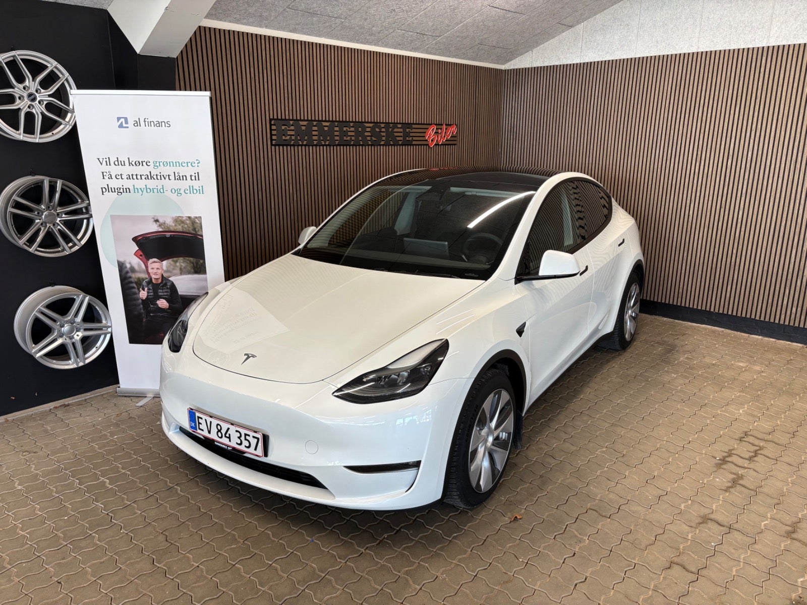 Tesla Model Y Long Range AWD, 514hp, 2023