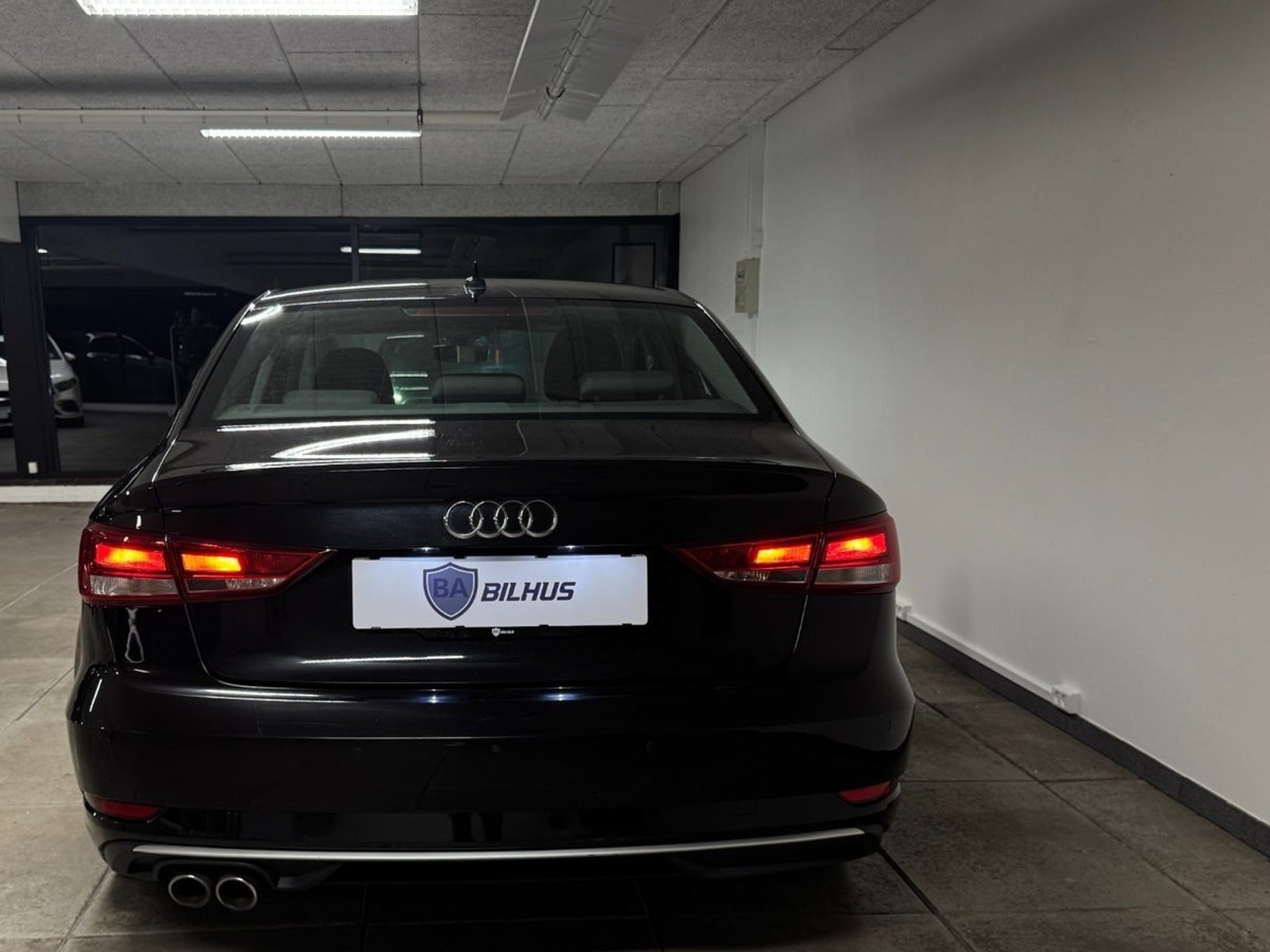 Audi A3 Sedan 1.5 TFSI COD S Tronic, 7-trinn, 150hk, 2018