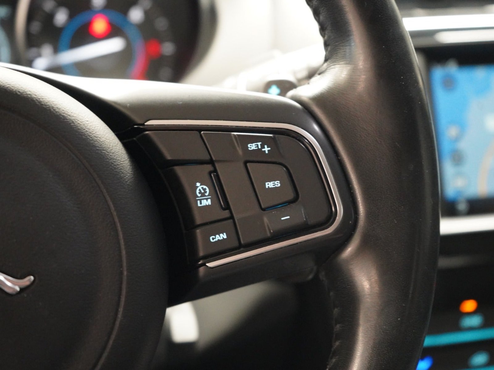 Jaguar F-Pace 20d Automatic, 8-trins, 180ps, 2018
