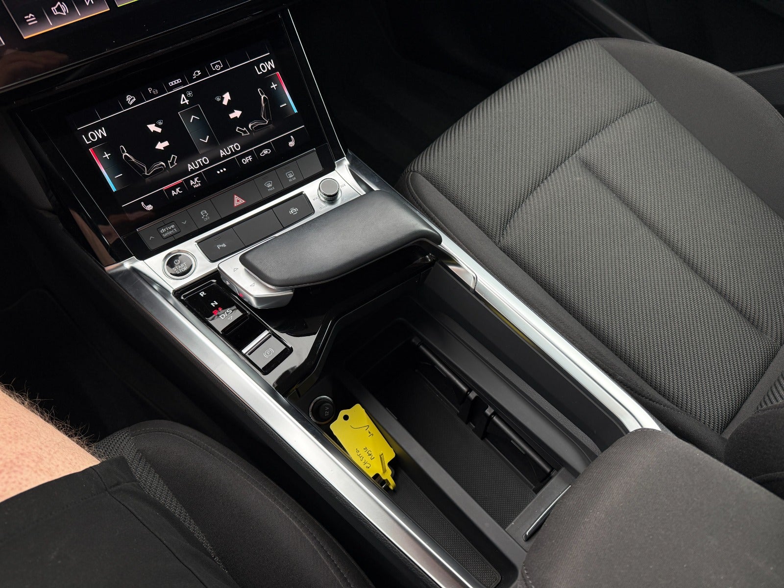 Audi e-tron 50 quattro, 313ps, 2023