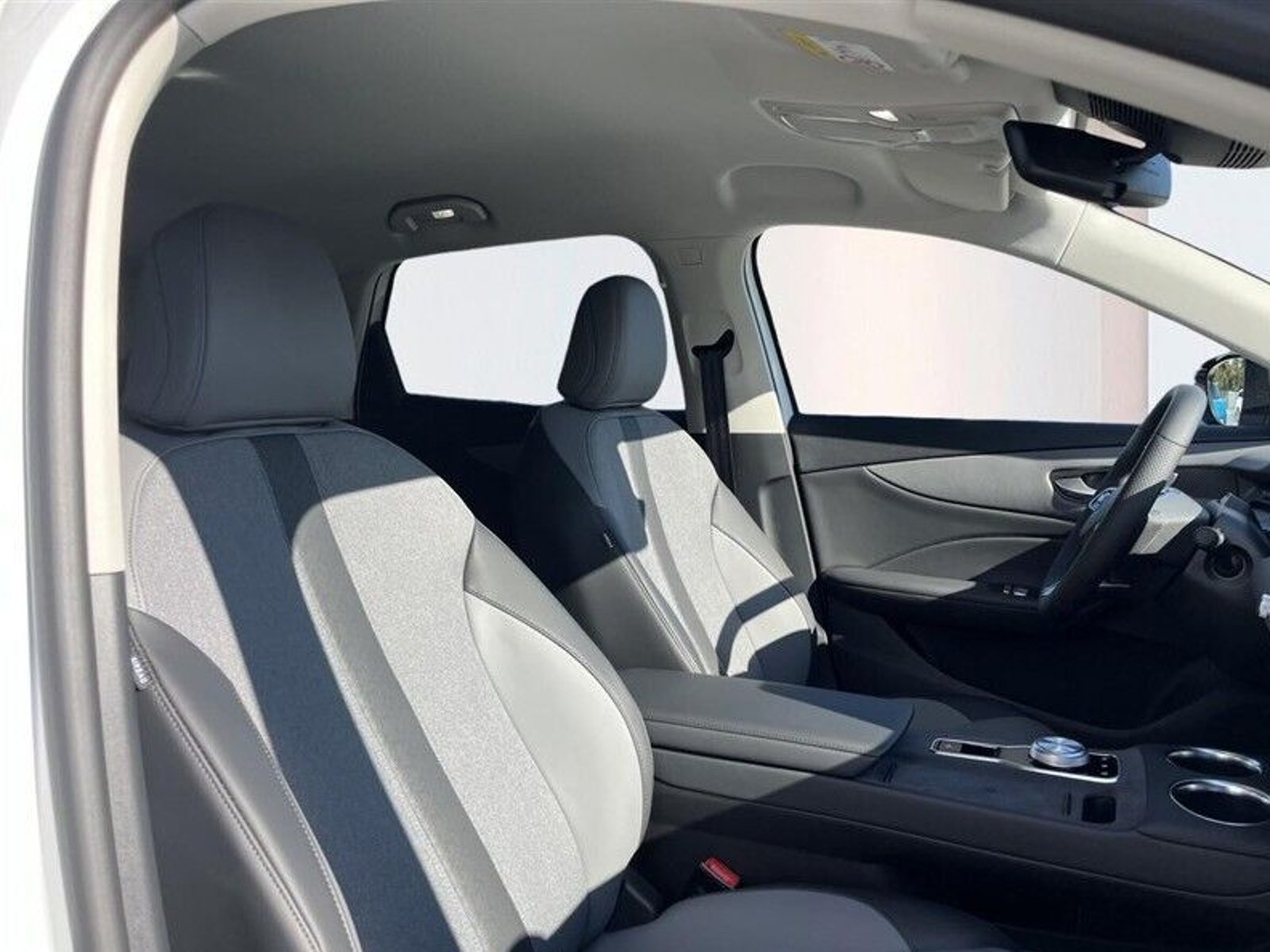 MG S5 EV Long Range 64 kWh, 231hk, 2025