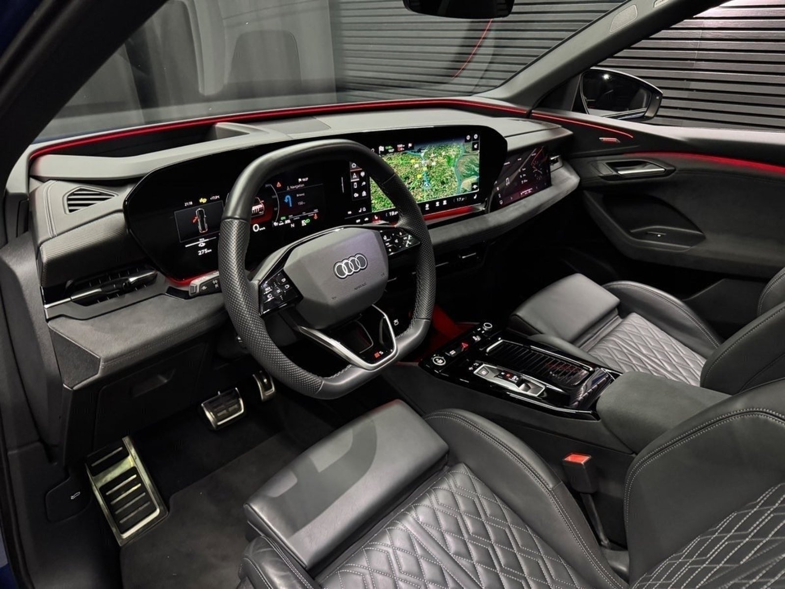 Audi Q6 e-tron quattro, 388ps, 2024