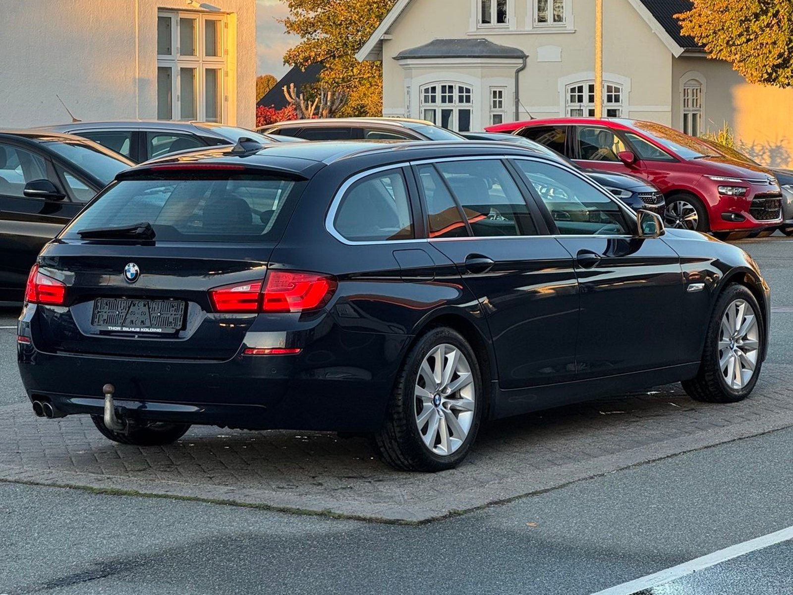 Brugt BMW 520d Touring 2,0 D Steptronic 184HK Stc 8g Aut. til salg