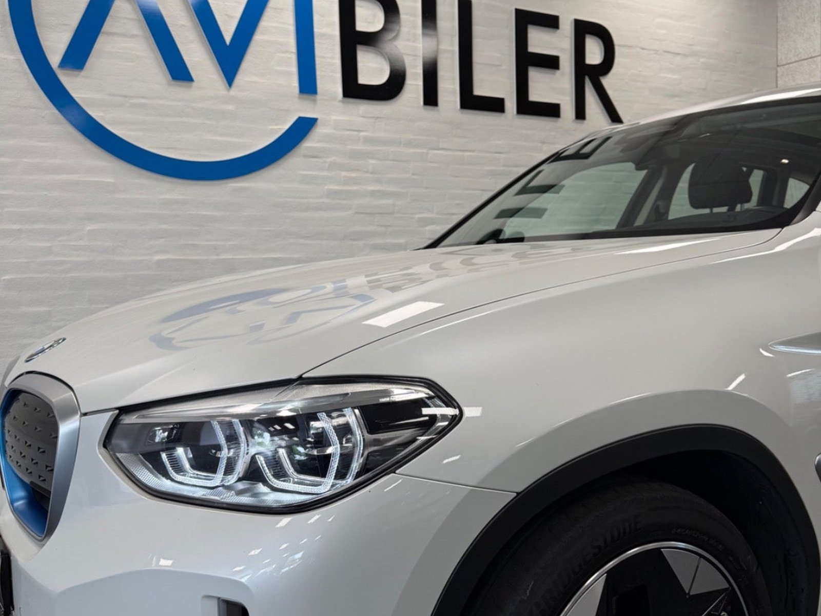 BMW iX3, 286hp, 2021