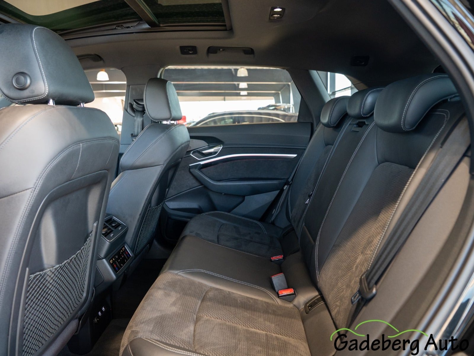 Audi e-tron 55 quattro, 408ps, 2020
