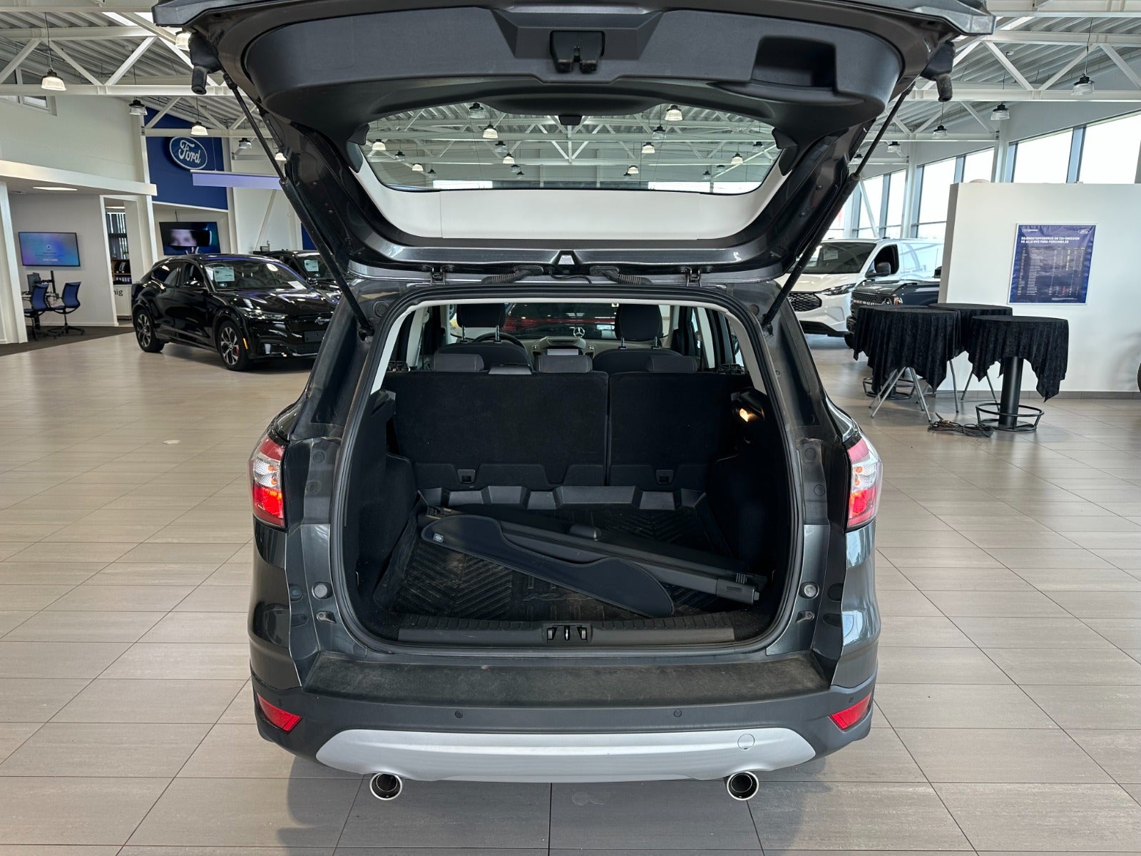 Ford Kuga 2.0 TDCi Powershift 6, 6-trins, 120ps, 2019