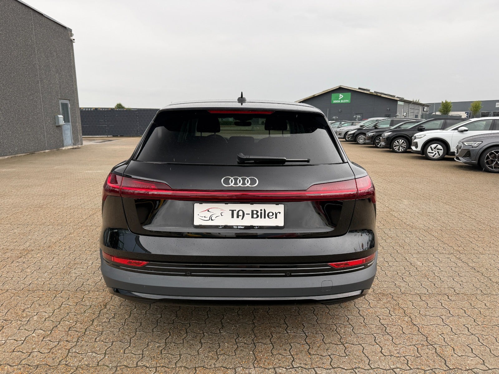 Audi e-tron 50 quattro, 313ps, 2023