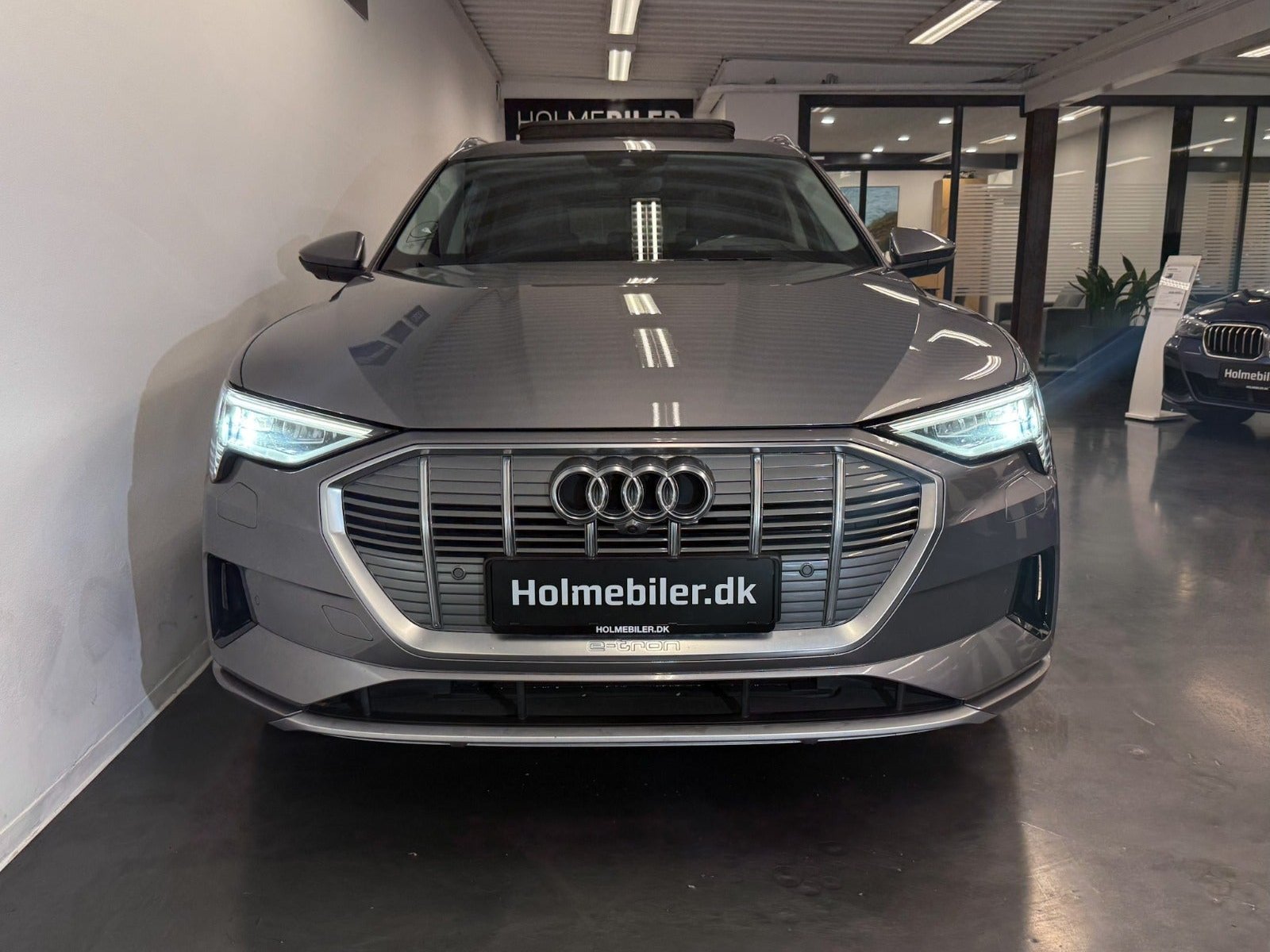 Audi e-tron 55 quattro, 408ps, 2020