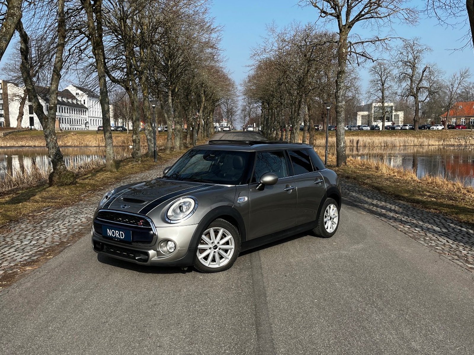 MINI Cooper S 5-door Automatic, 6-trins, 192ps, 2016