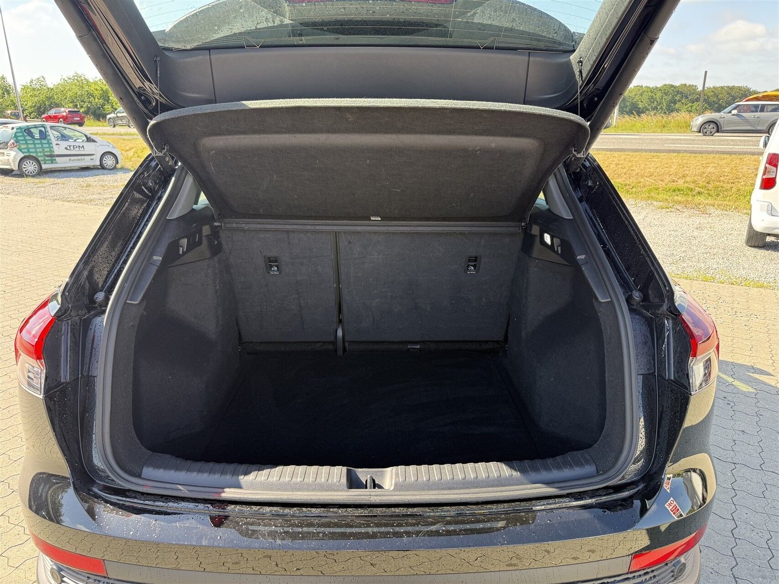 Audi Q4 45 e-tron, 286ps, 2025