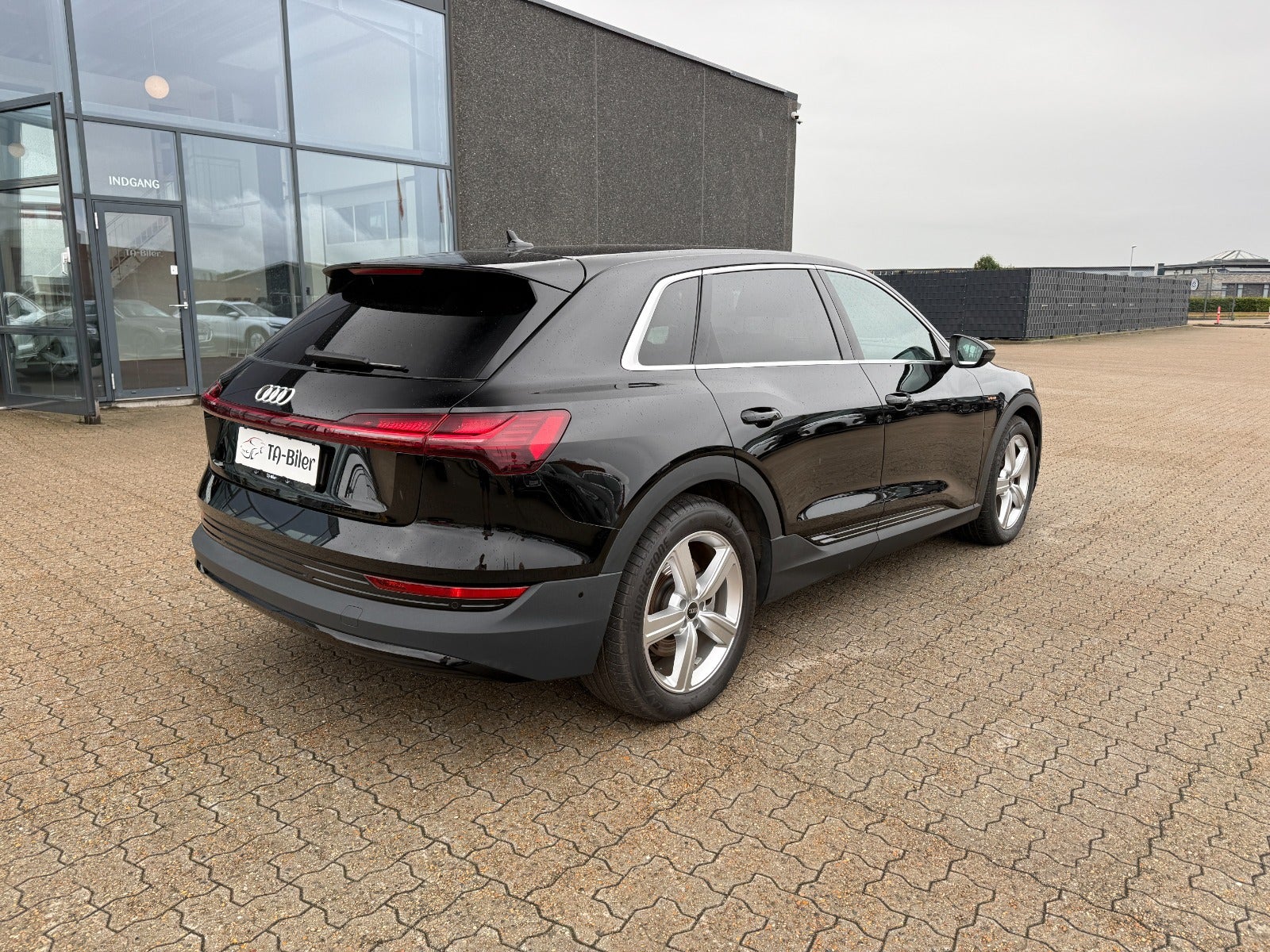 Audi e-tron 50 quattro, 313ps, 2023