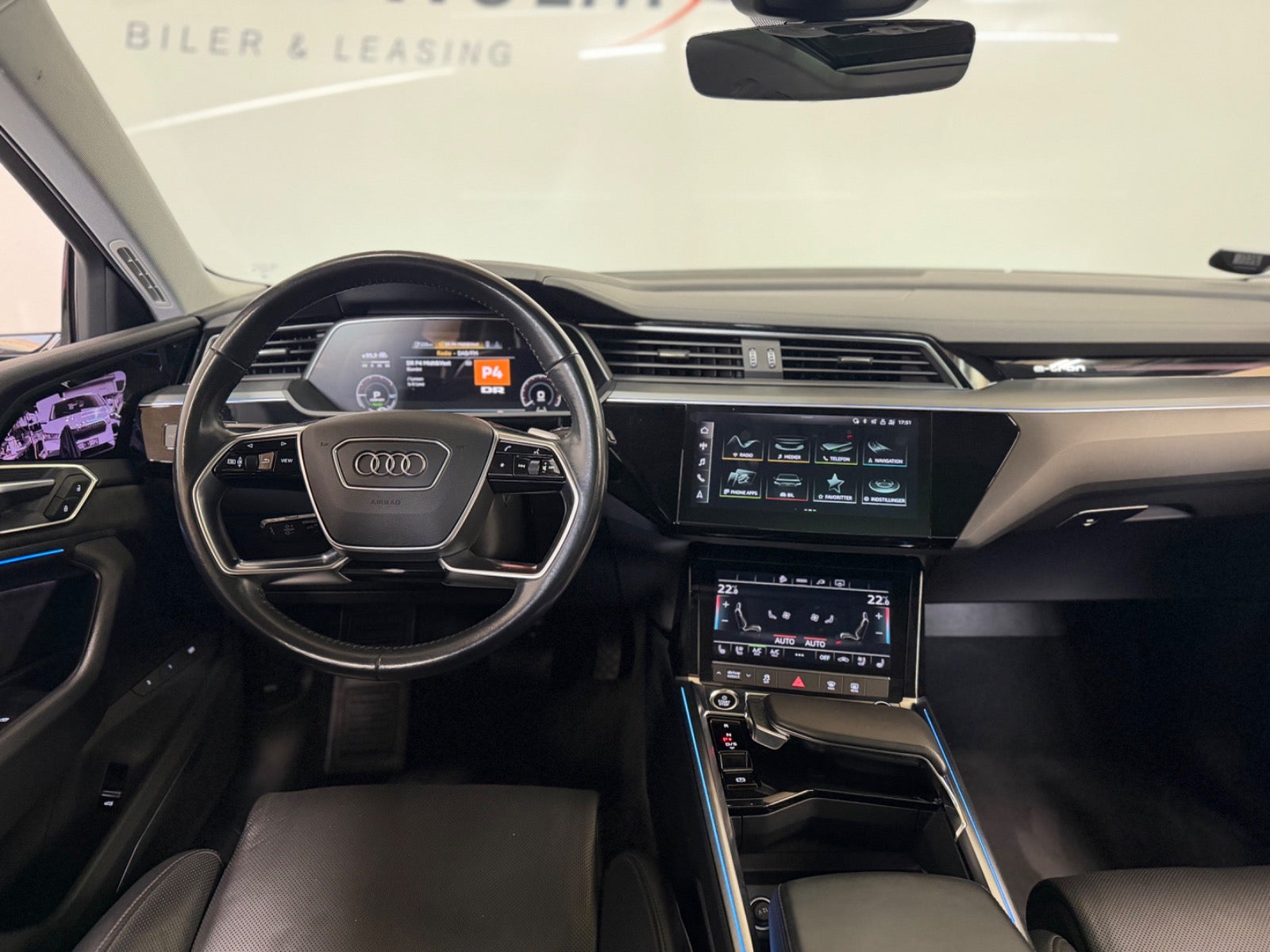 Audi e-tron 55 quattro, 408ps, 2021